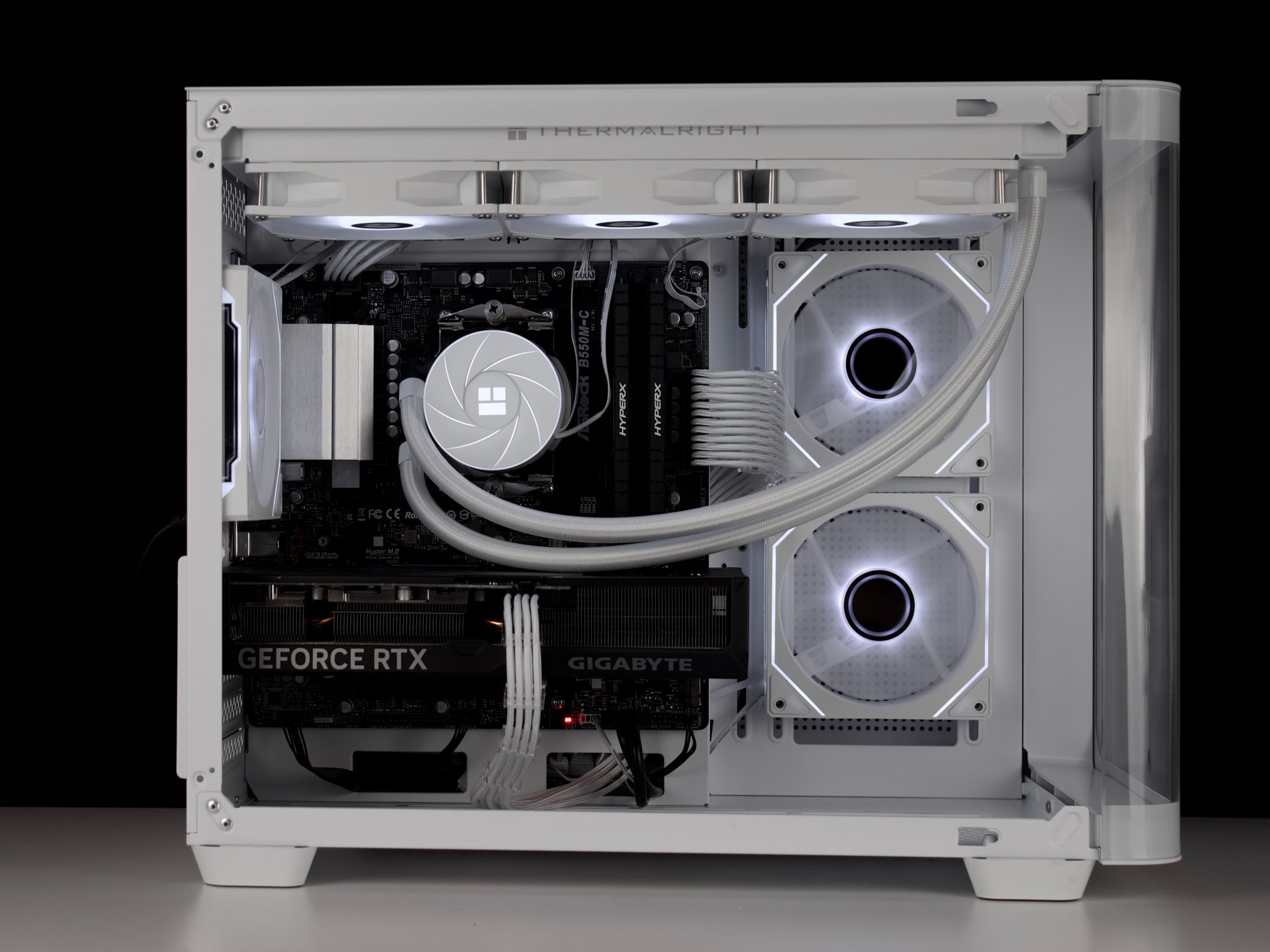 ❄️🧊💎- Whiteout 1440P Gaming PC | RTX 4070, Ryzen 7 5700X, 32GB RAM, 1TB SSD ❄️🧊💎