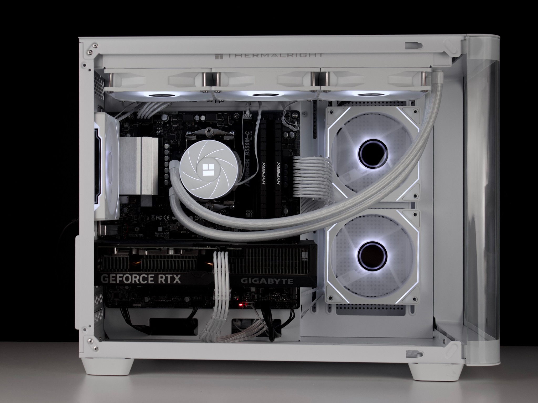 ❄️🧊💎- Whiteout 1440P Gaming PC | RTX 4070, Ryzen 7 5700X, 32GB RAM, 1TB SSD ❄️🧊💎