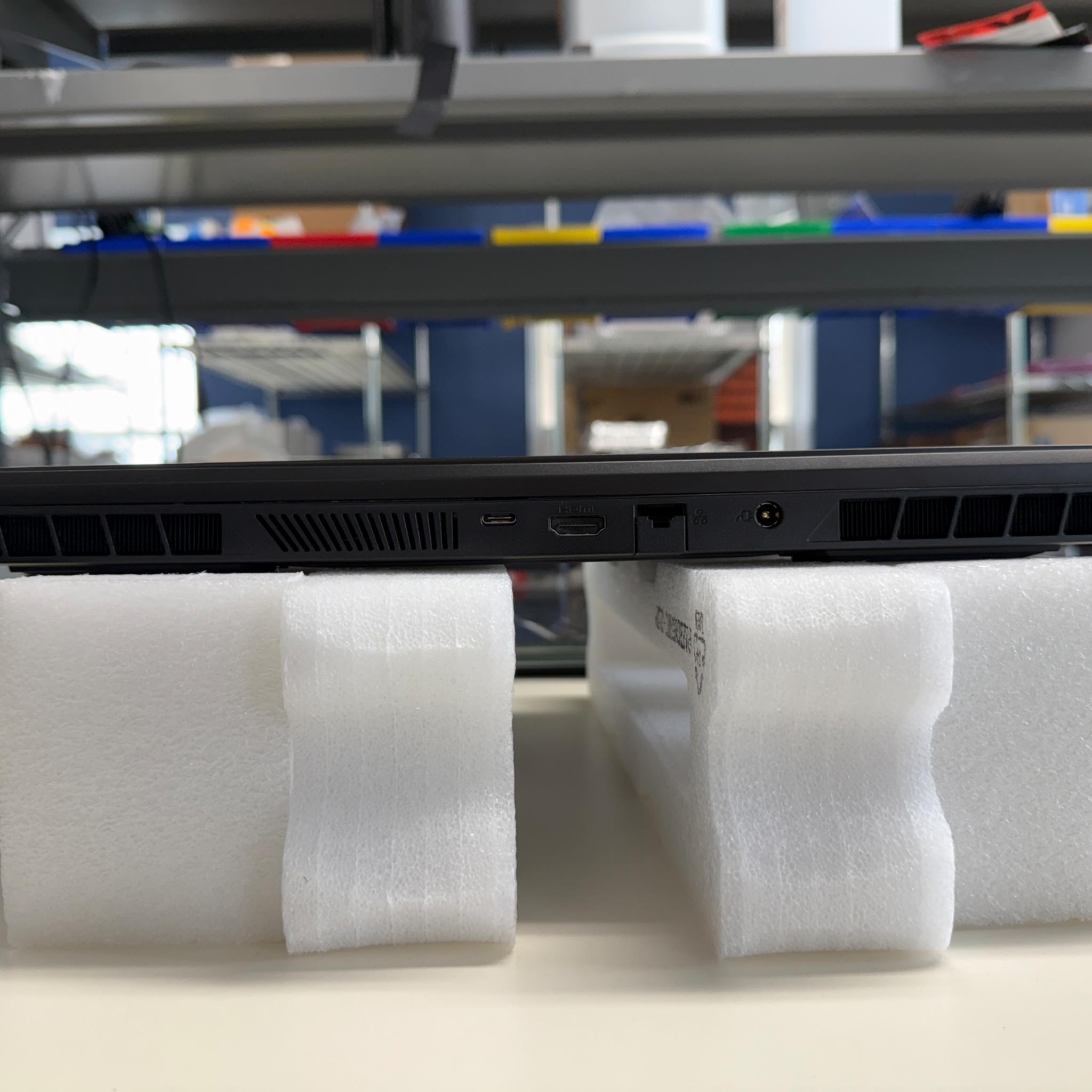 Eluktronics Mech-15 G3, i7-11800H, RTX 3070, 64GB Ram, 2TB SSD, 165HZ