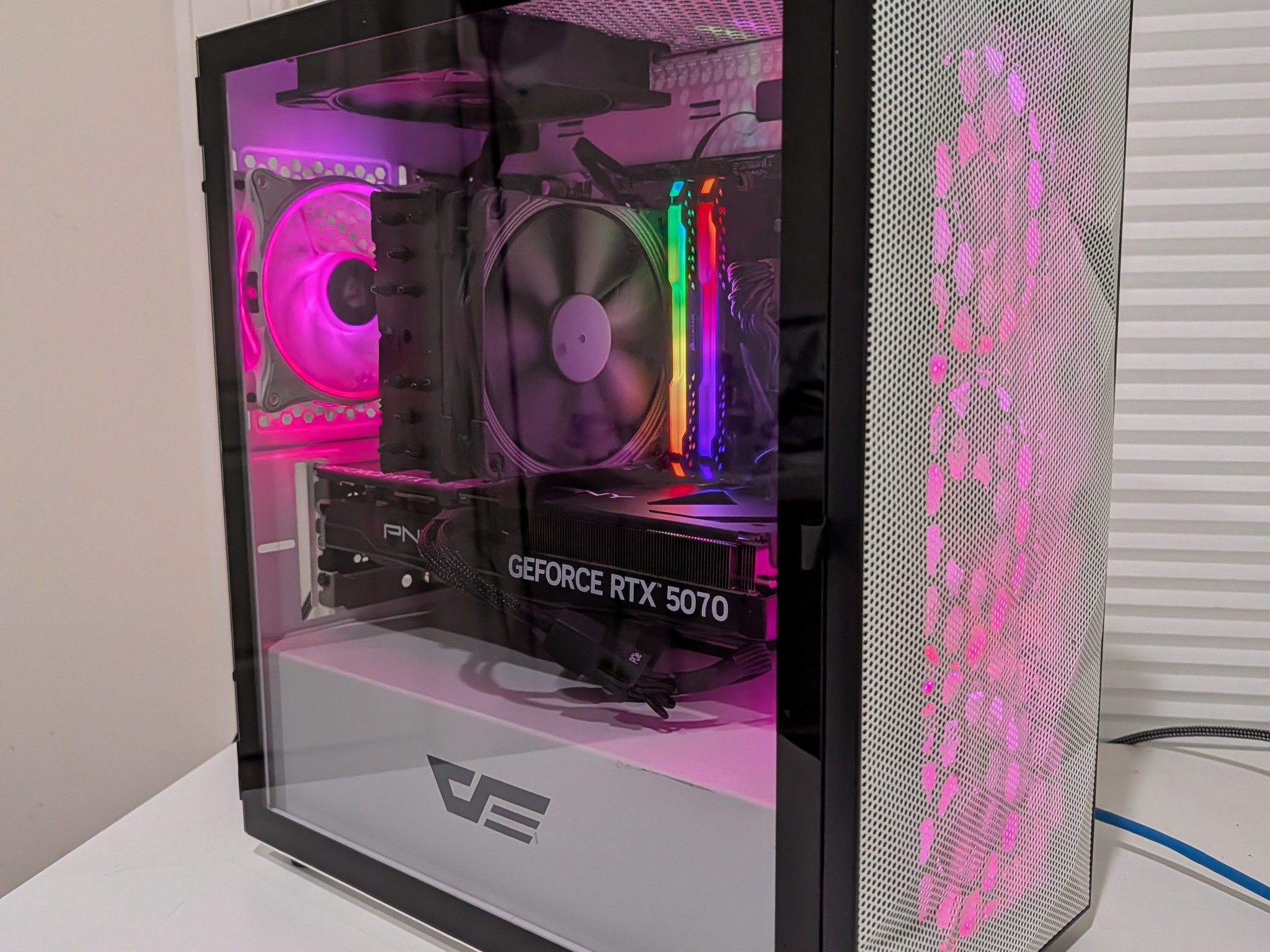 Gaming PC | Ryzen 7 5800X | RTX 5070 | 32GB RAM | 1TB SSD | Wi-Fi | Windows