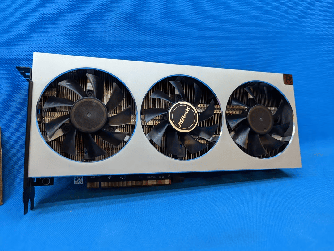 Radeon VII 16GB Graphics Video Card GPU - XFX / ASRock - New Pads / Paste / Fans