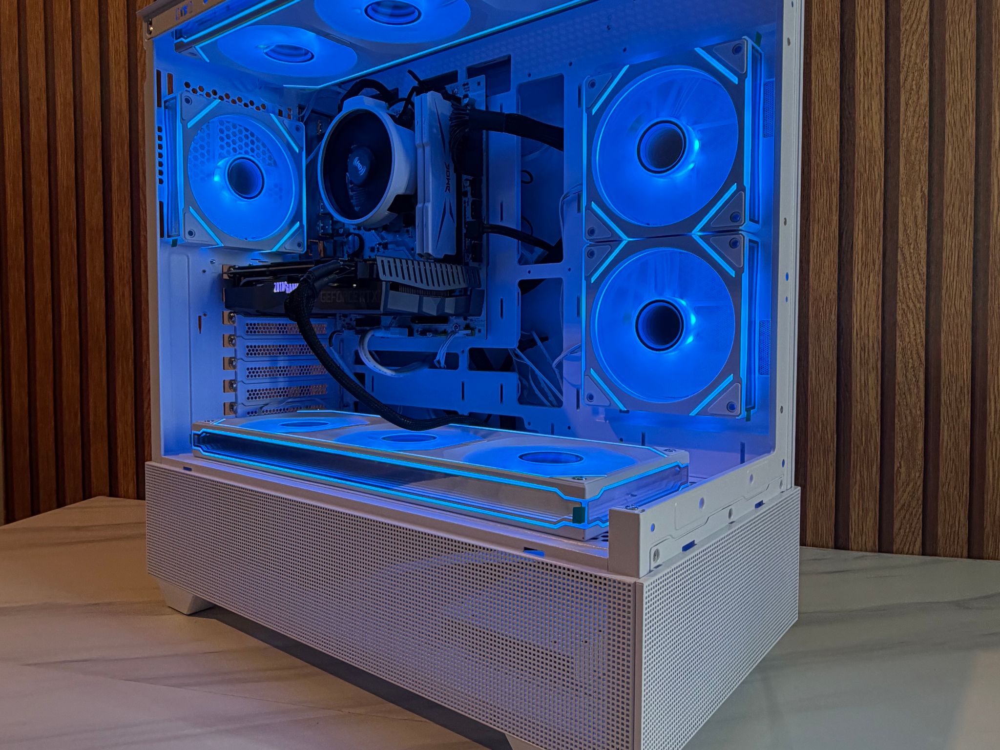 RTX 2070 SUPER | RYZEN 5 5500 | 16GB DDR4 | 500GB SSD