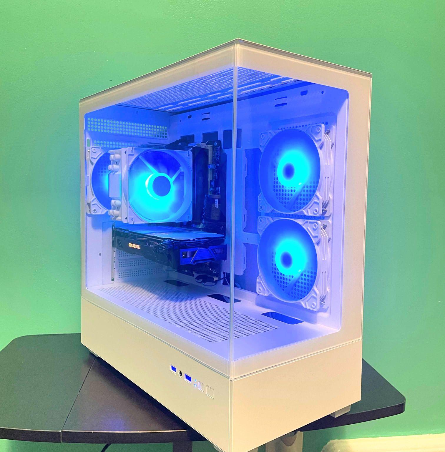 Custom White Glass Gaming PC | Intel i7 / AMD RX580 / 8GB / 1.1TB Win 11 Pro + Wi-Fi