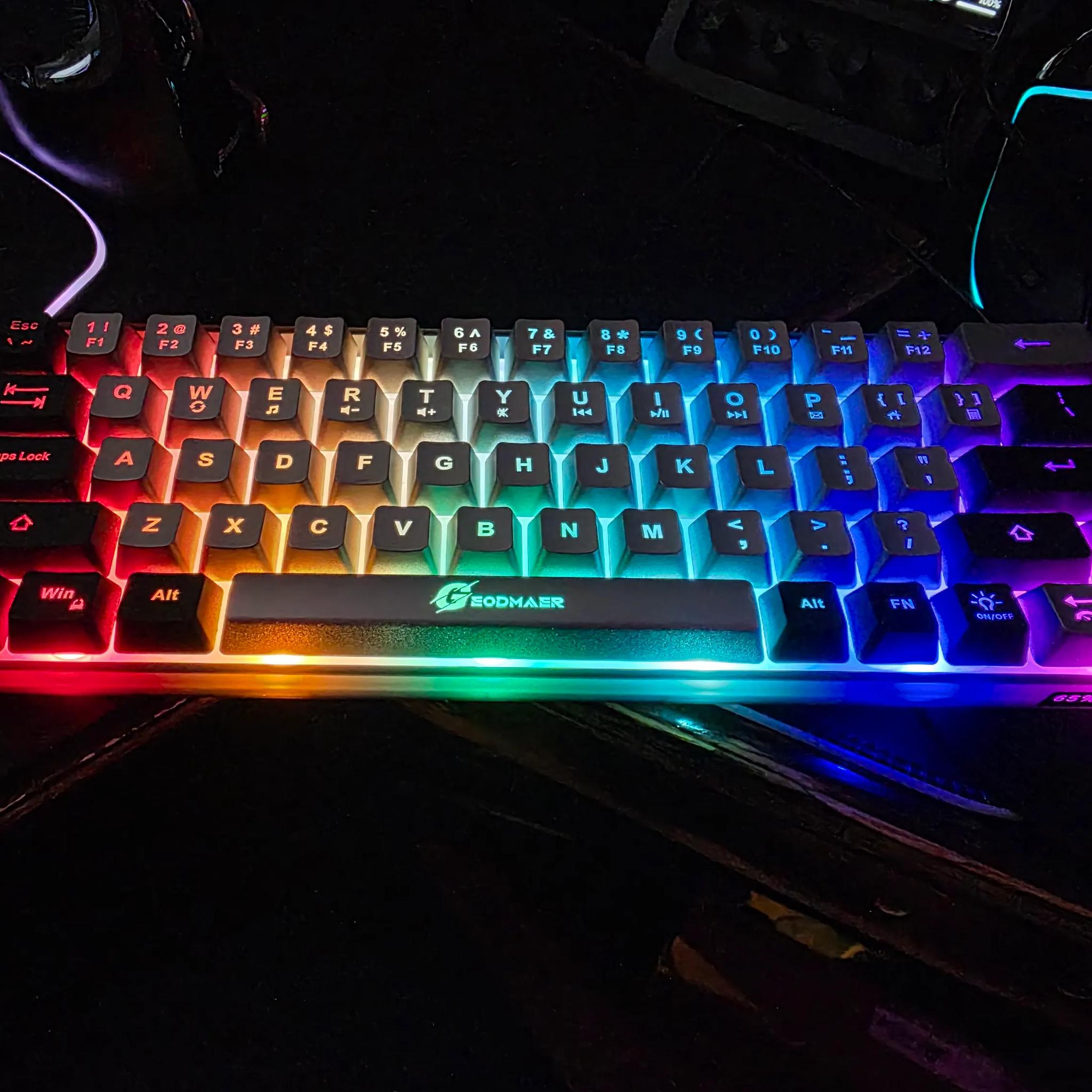 GEODMAER 65% Gaming Keyboard **Wired** RGB Backlit Compact 68 Keys Ergonomic Grey-Black