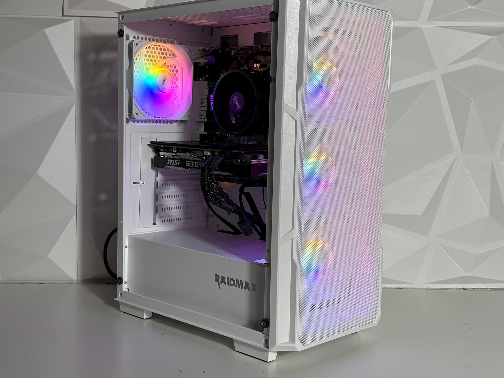 //Frost Gaming PC// - Ryzen 7 2700X, RTX 2060, 16GB Ram, 1TB SSD