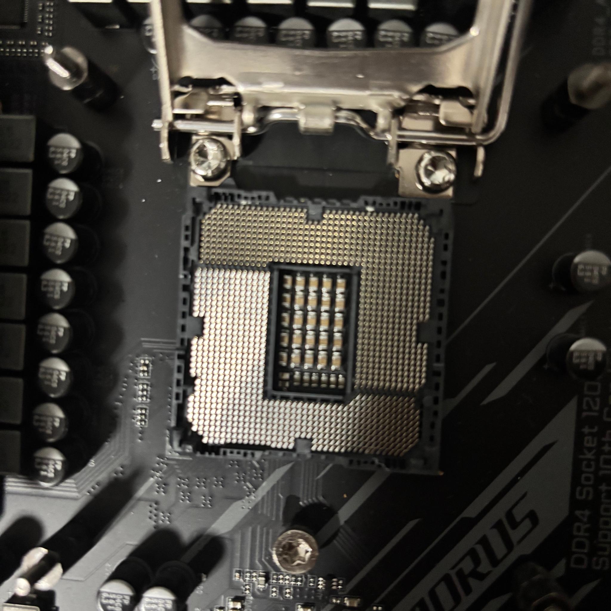 GIGABYTE Z490 AORUS ELITE AC