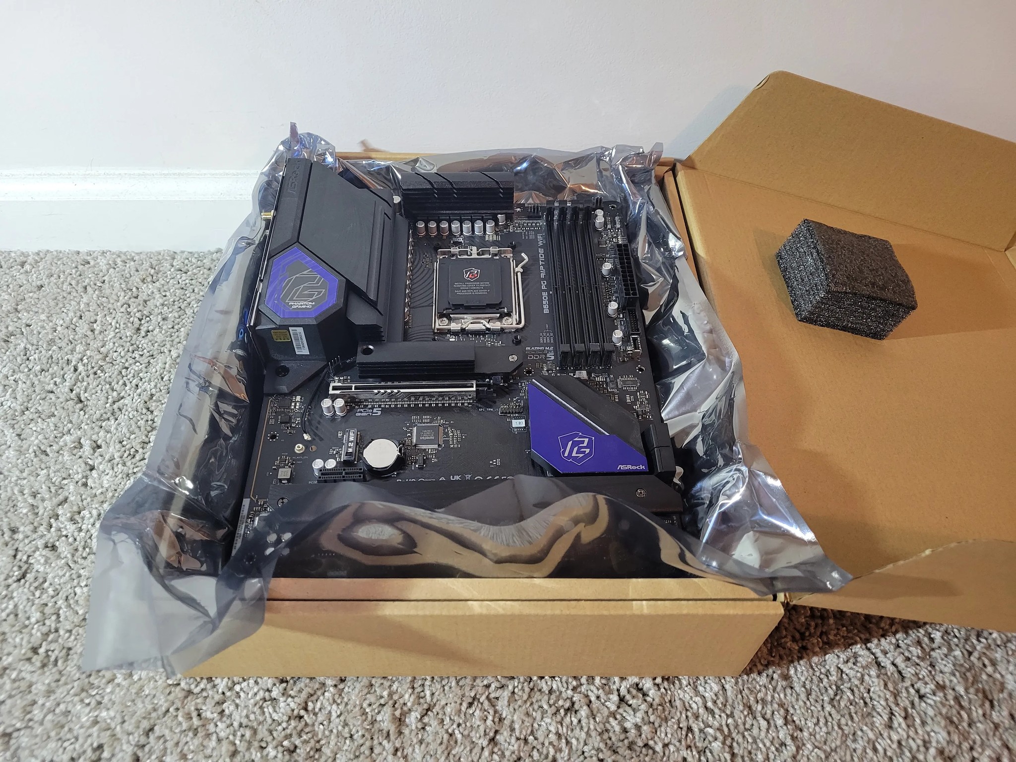 ASRock B650E Riptide + RAM Combo