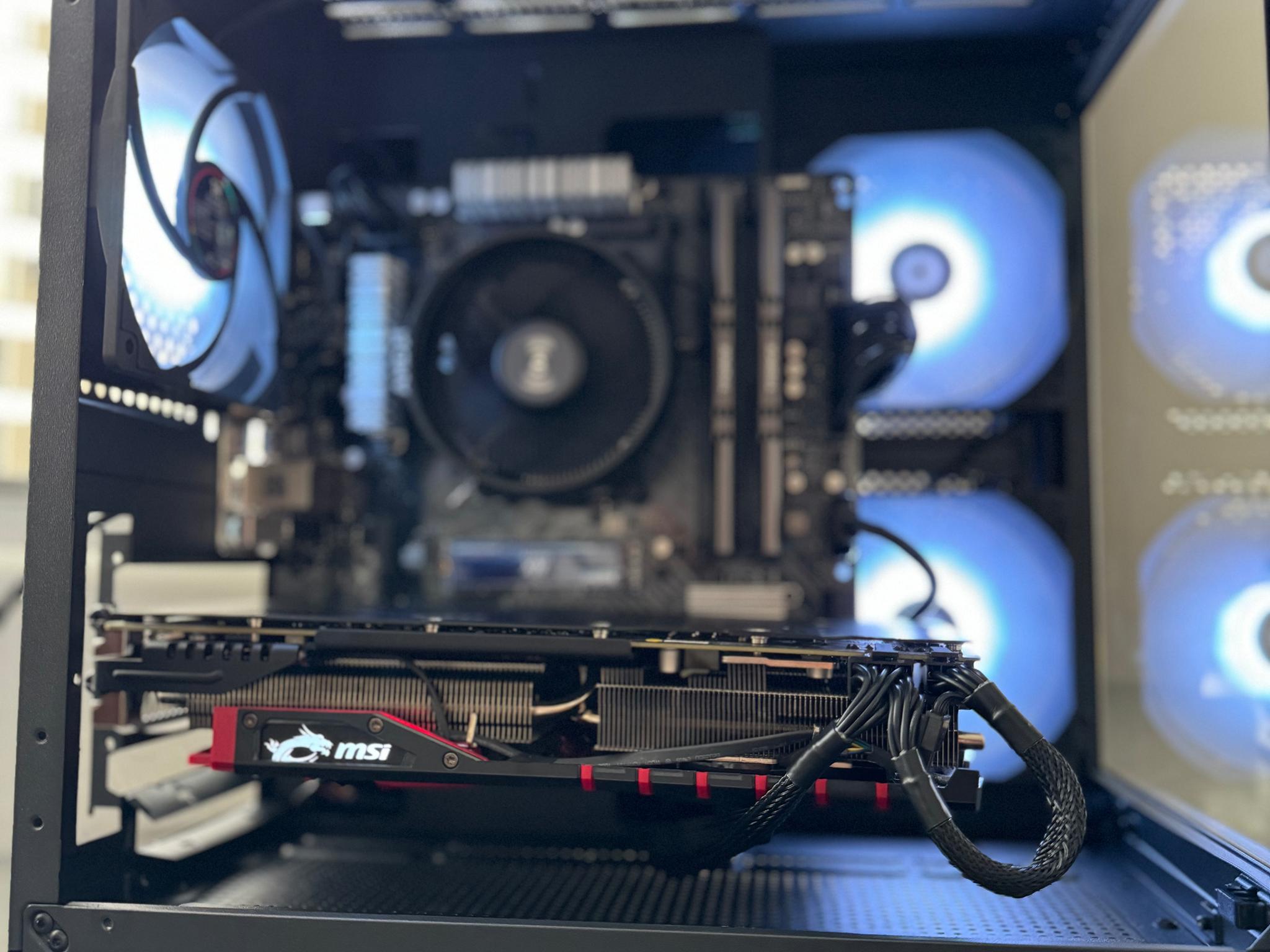 🔥Amazing Performance Gaming pc🔥- Ryzen 5 / Radeon MSI R9 390 / 1TB SSD / 16GB DDR4