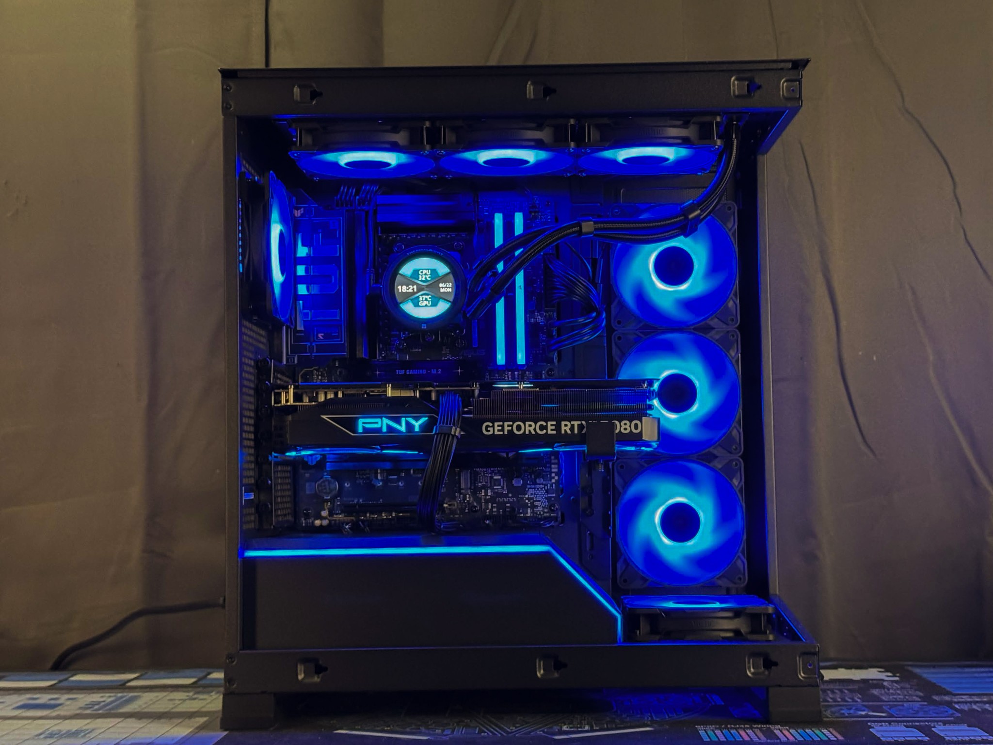 Dark Polar - 9800X3D, RTX 5080, 2TB SSD, Wifi