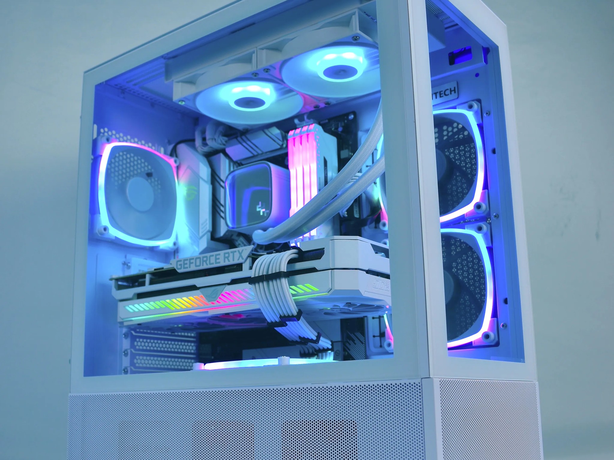 ❄️WHITE-OUT❄️ Custom Gaming/Streaming PC | NVIDIA RTX 3070, Ryzen 5600X, 32GB RAM, WiFi, 1TB NVME |
