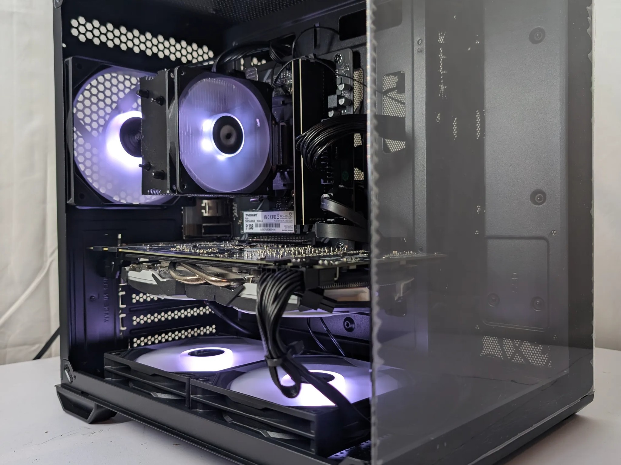 GTX 1070 TI | RYZEN 5 2600X | 16 GB DDR4| 500GB NVME