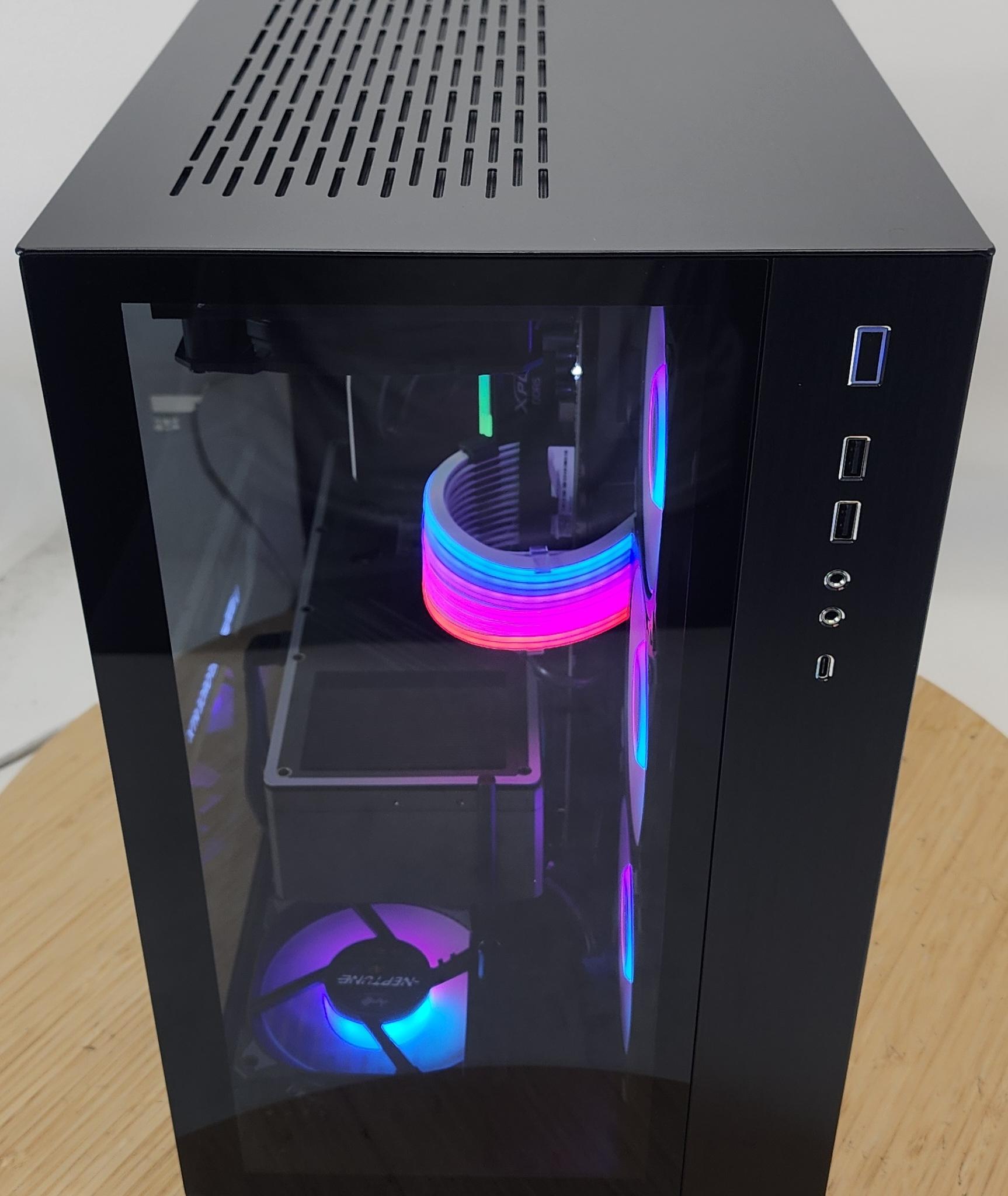 Gaming PC Ryzen 7 9800X3D 32GB RAM 2TB SSD RTX 4070 Ti SUPER 16GB Win11 Computer
