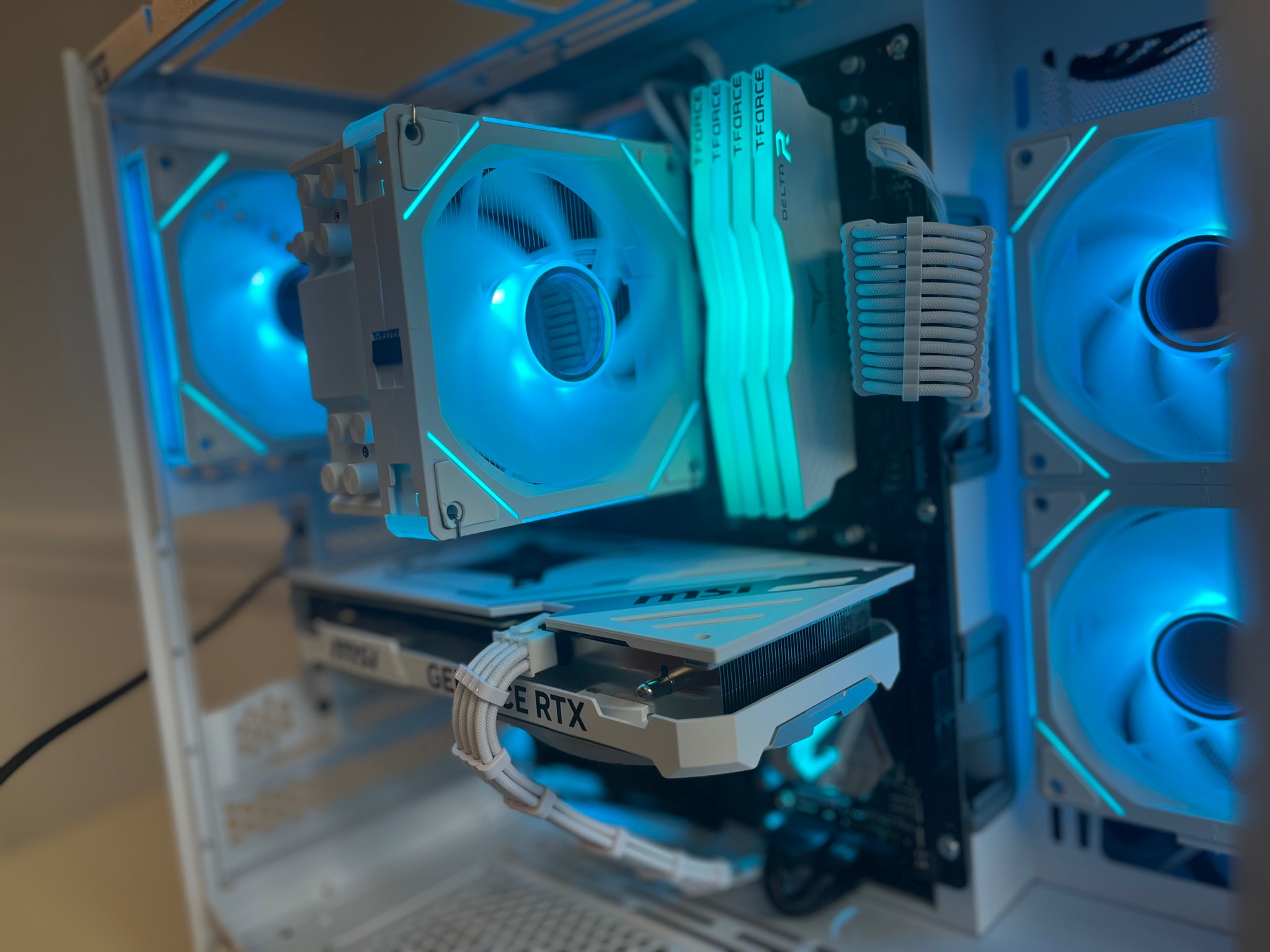 1440p Streaming/Gaming PC|RTX 4070 OC,|Ryzen 5 5600x|1 TB M.2 SSD
