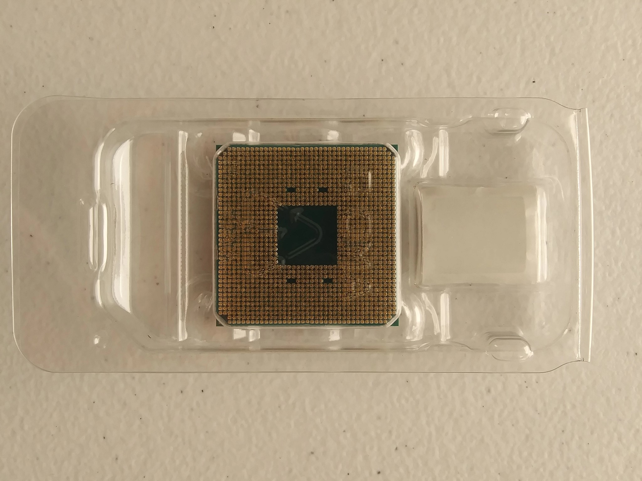 AMD Ryzen 5 2600X 6-Core, 12-Thread Processor for AM4 Motherboard