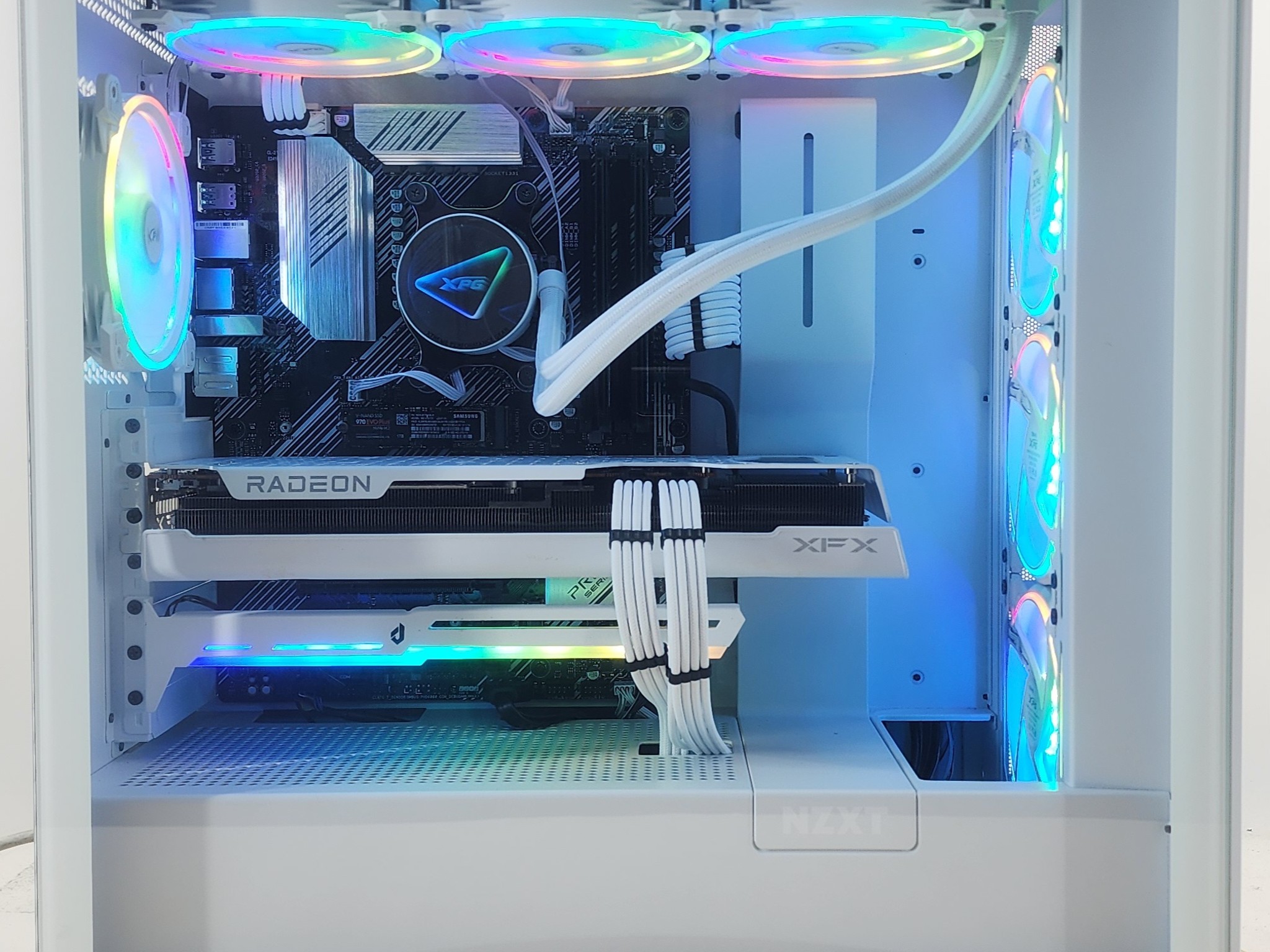 Gaming PC Ryzen 7 5700X 16GB RAM 1TB SSD RX 7800 XT 16GB Windows 11 Computer