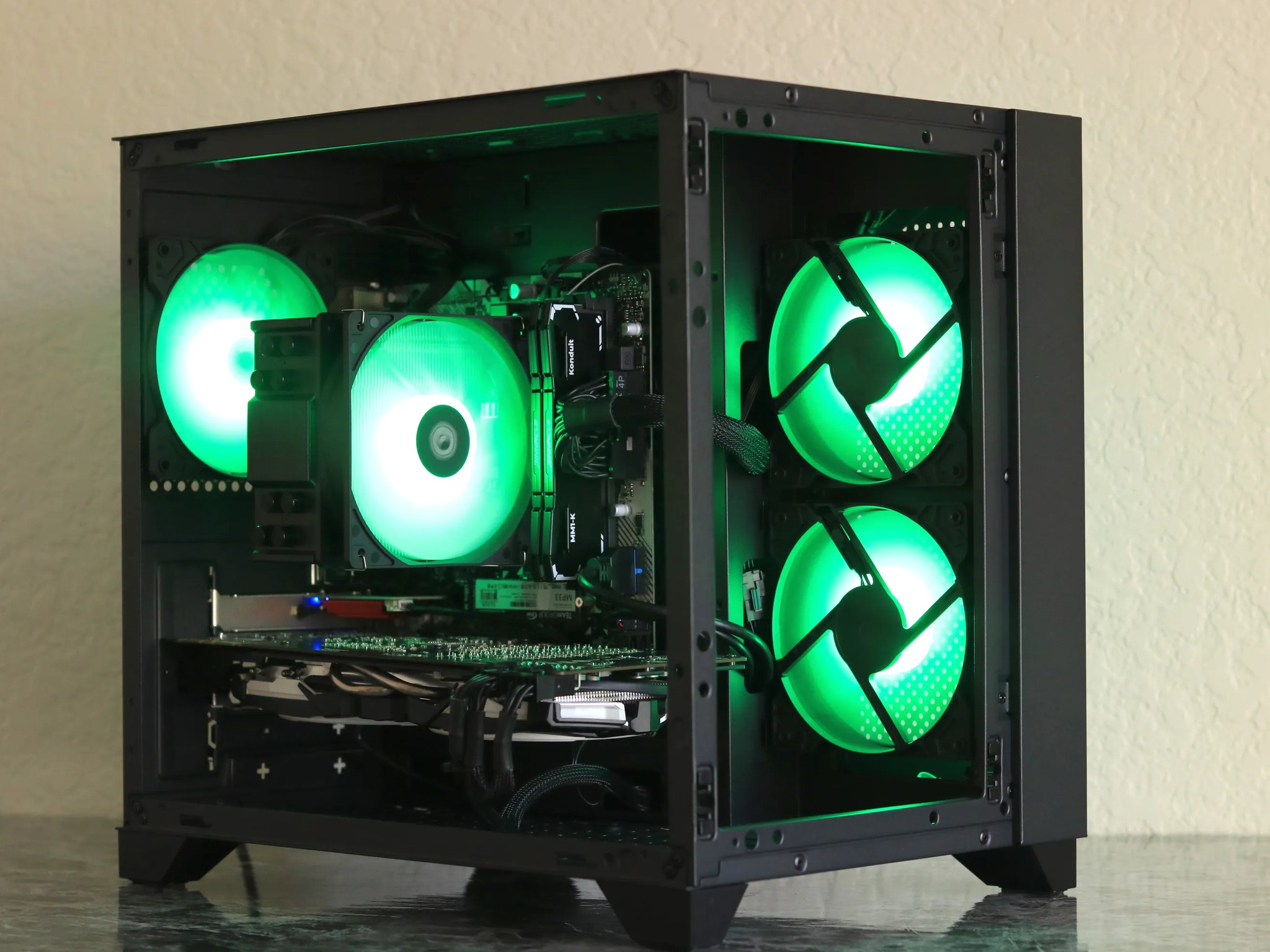 ⚫️ GTX 1080 8GB + Ryzen 5 2600 | 16GB | WIFI + Bluetooth