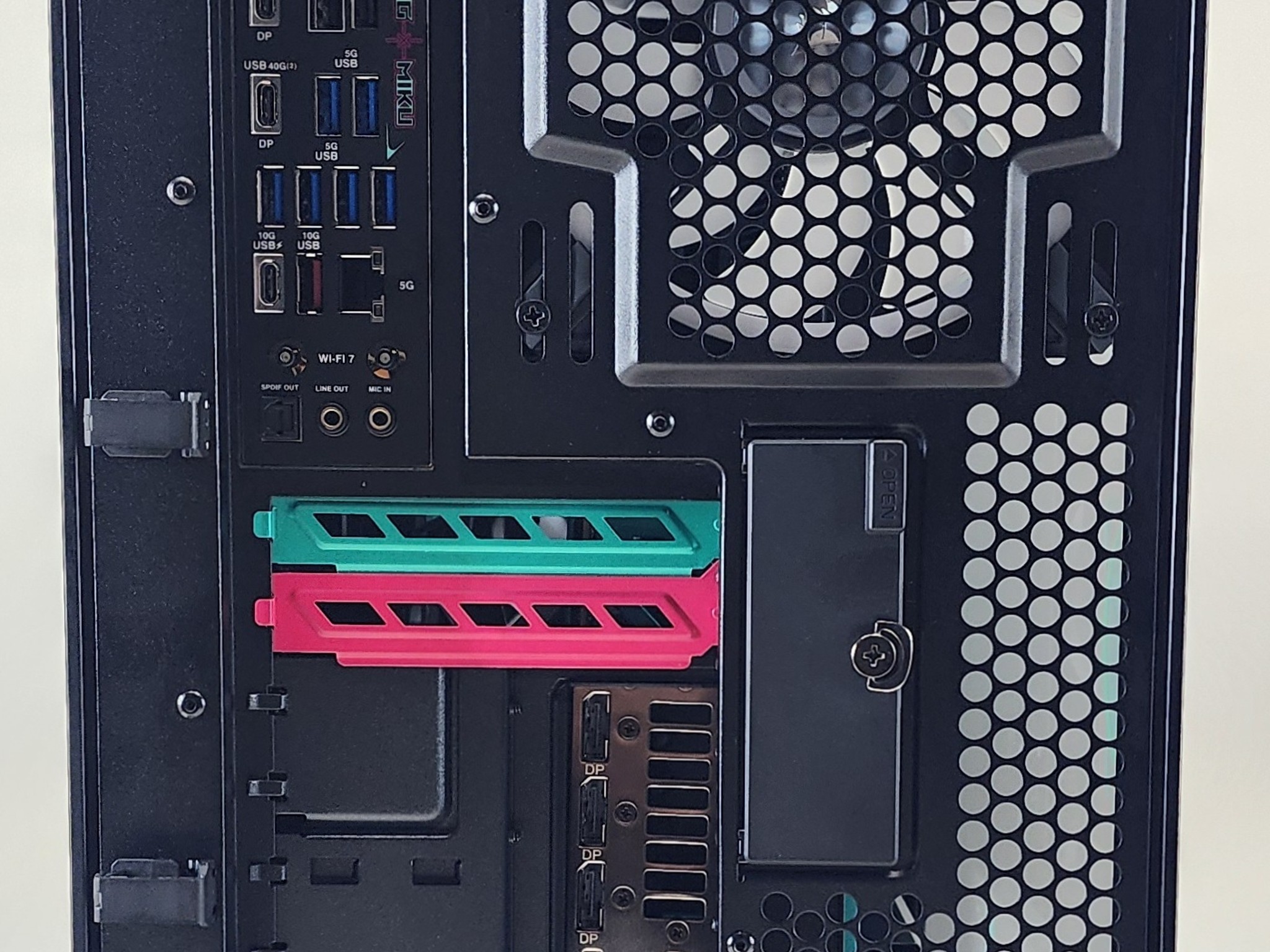 Gaming PC Ryzen 7 9800X3D 32GB 2TB SSD RTX 5080 16GB W11 Hatsune Miku Computer
