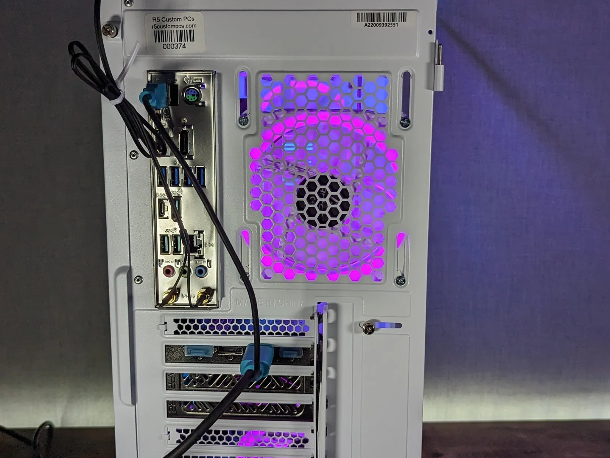 RX 7900XTX Sapphire // Ryzen 9 7900x3D // 64GB 6000Mhz DDR5 // 2TB Gen4 NVMe // WiFi