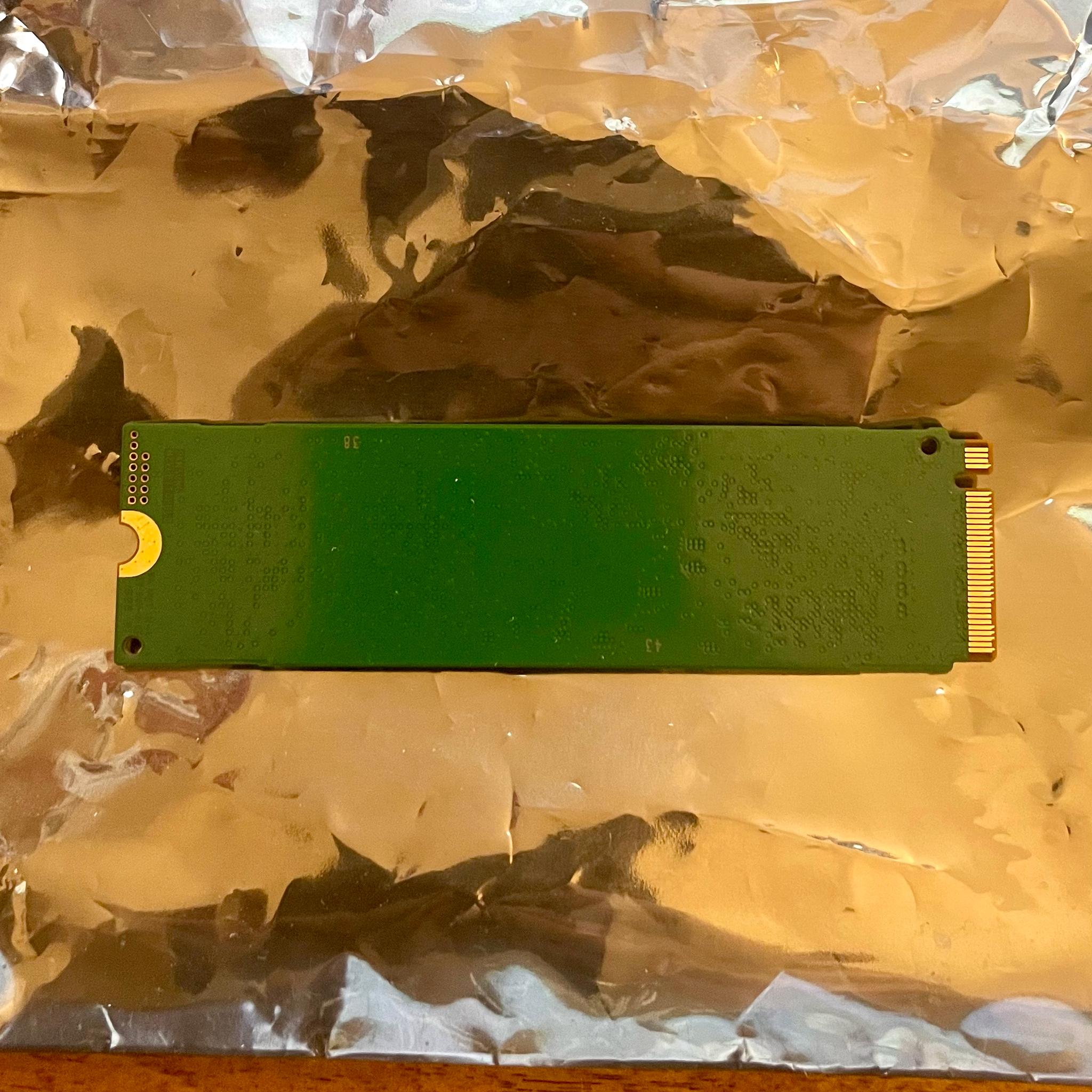 Samsung 256GB Gen3 x 4