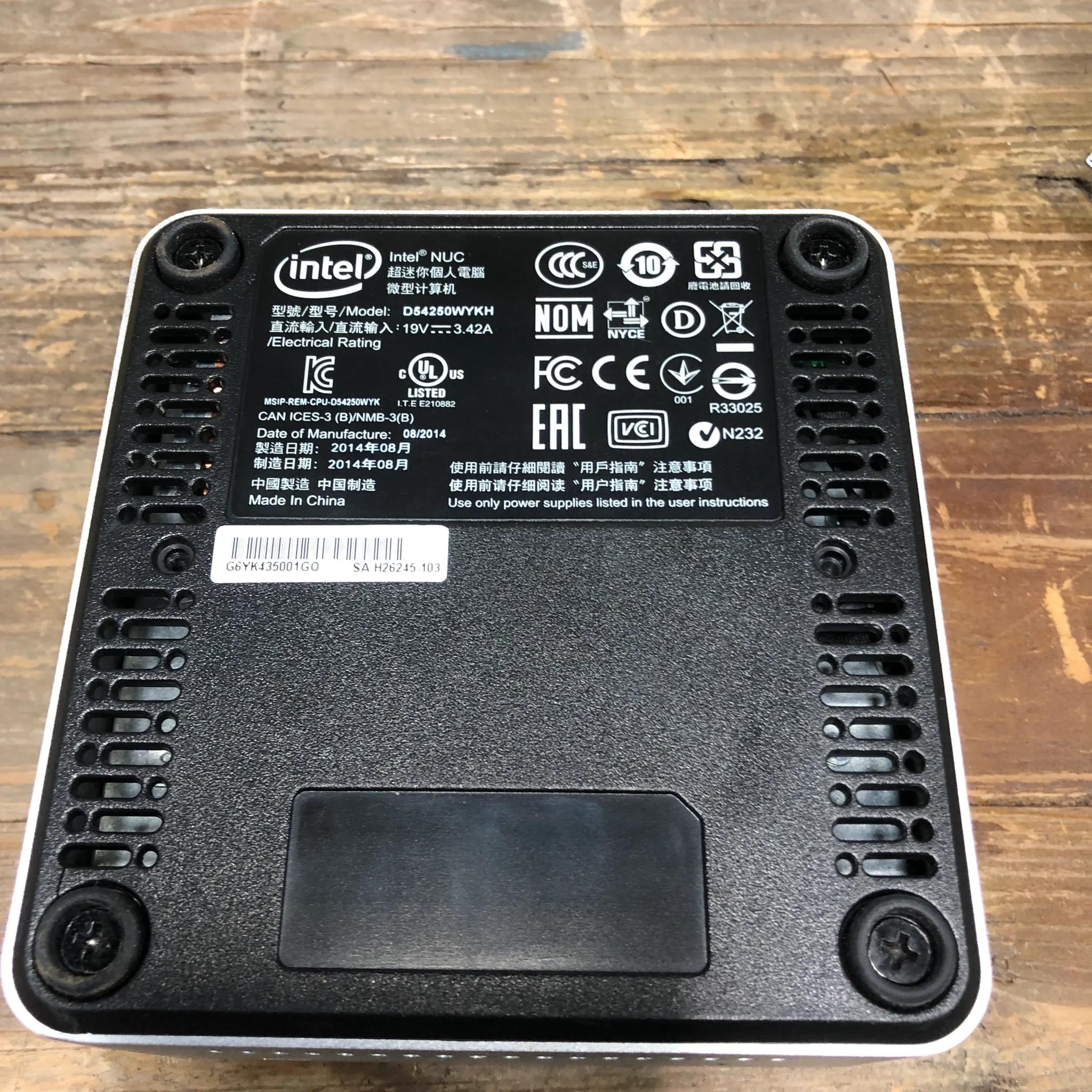 intel NUC d54250wykh Mini pc