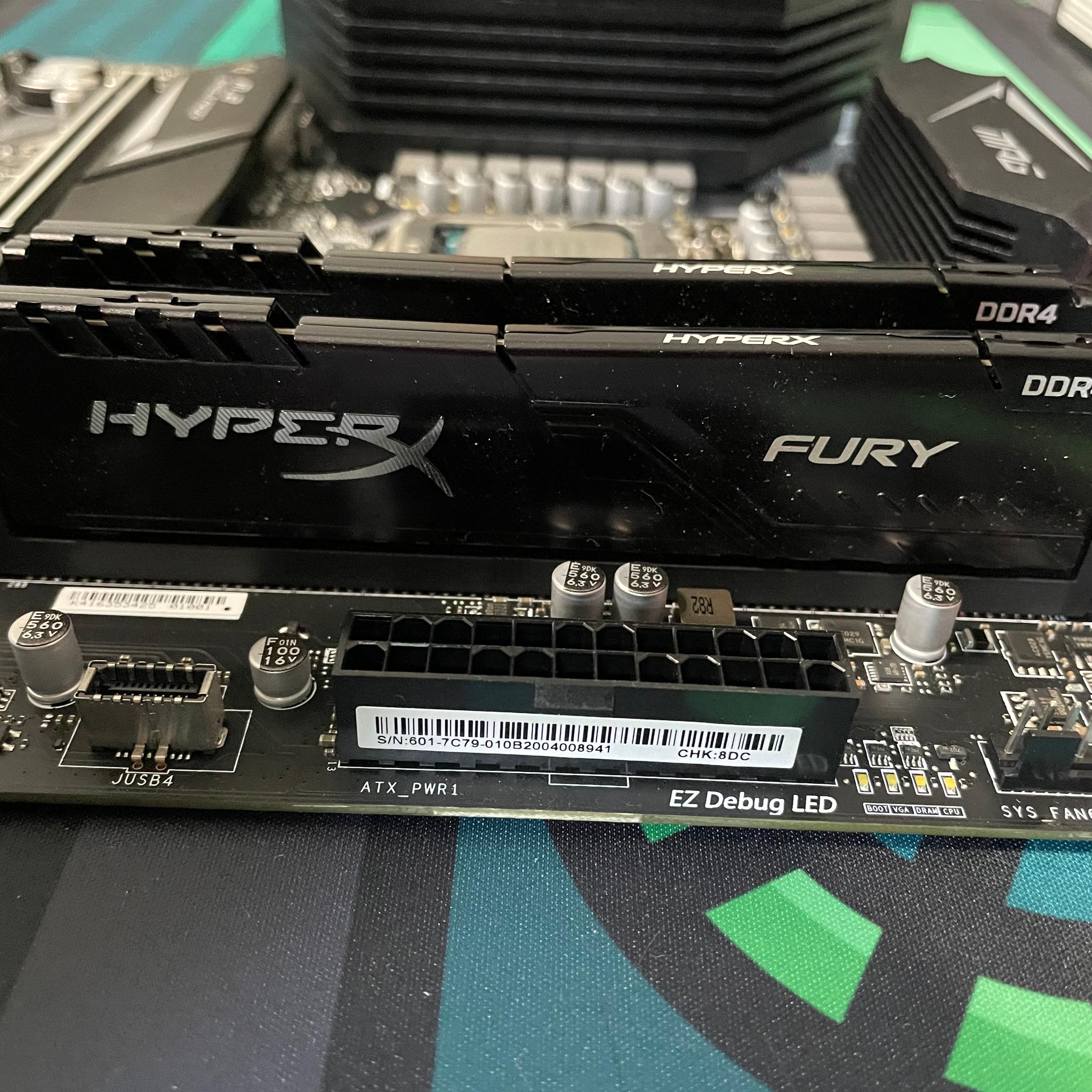 MSI MPG Z490 GAMING EDGE WIFI w/Intel Core i7-10700k and Kingston HyperX Fury DDR4 3000 32GB Kit