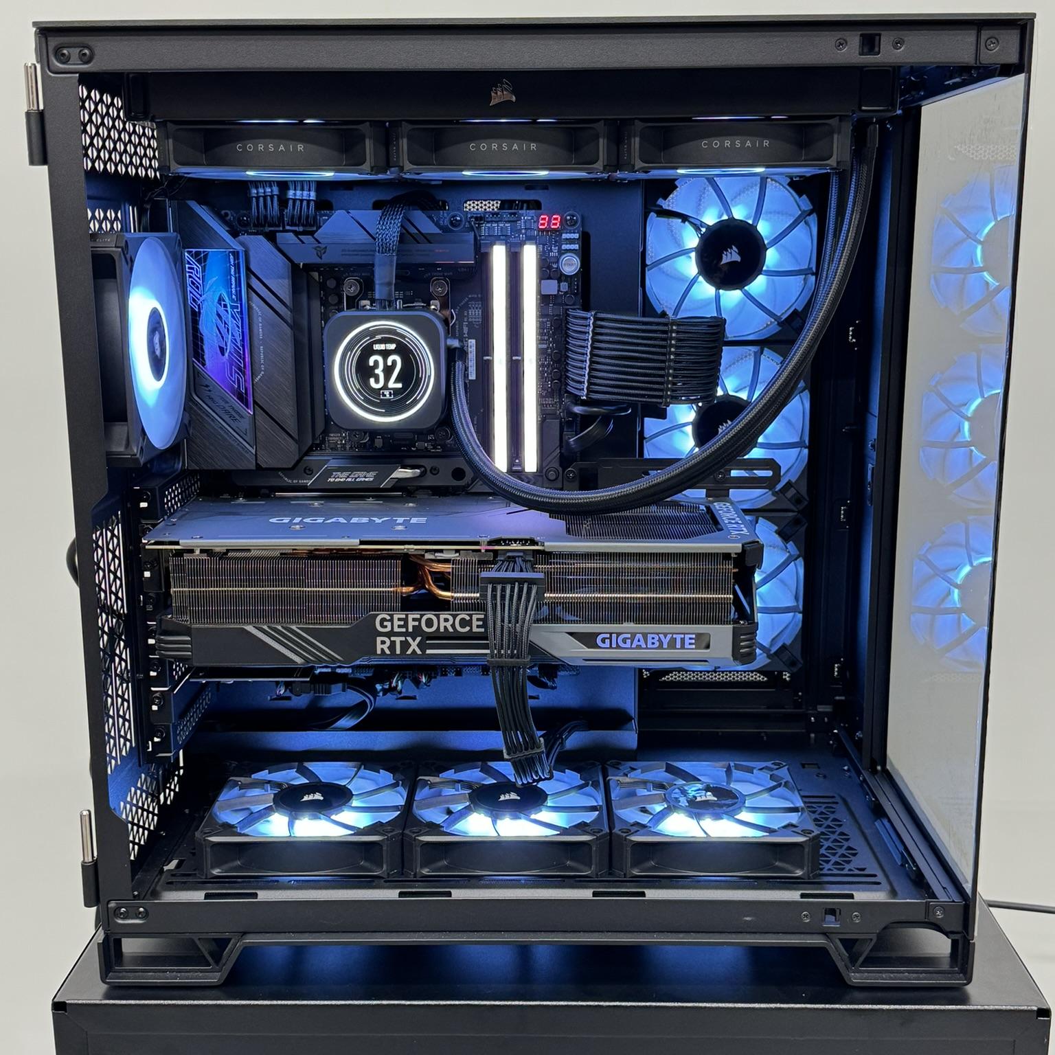 Corsair Pro Gaming PC | RTX 4090, Ryzen 7 7800X3D, 32GB DDR5 6000MHz, 3TB NVMe SSD, 1000w