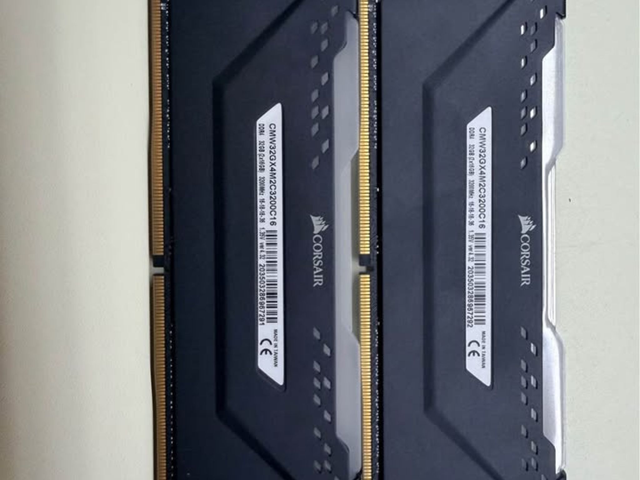 Corsair Vengeance RGB Pro 32GB 2x16GB DDR4-3200 Memory Kit