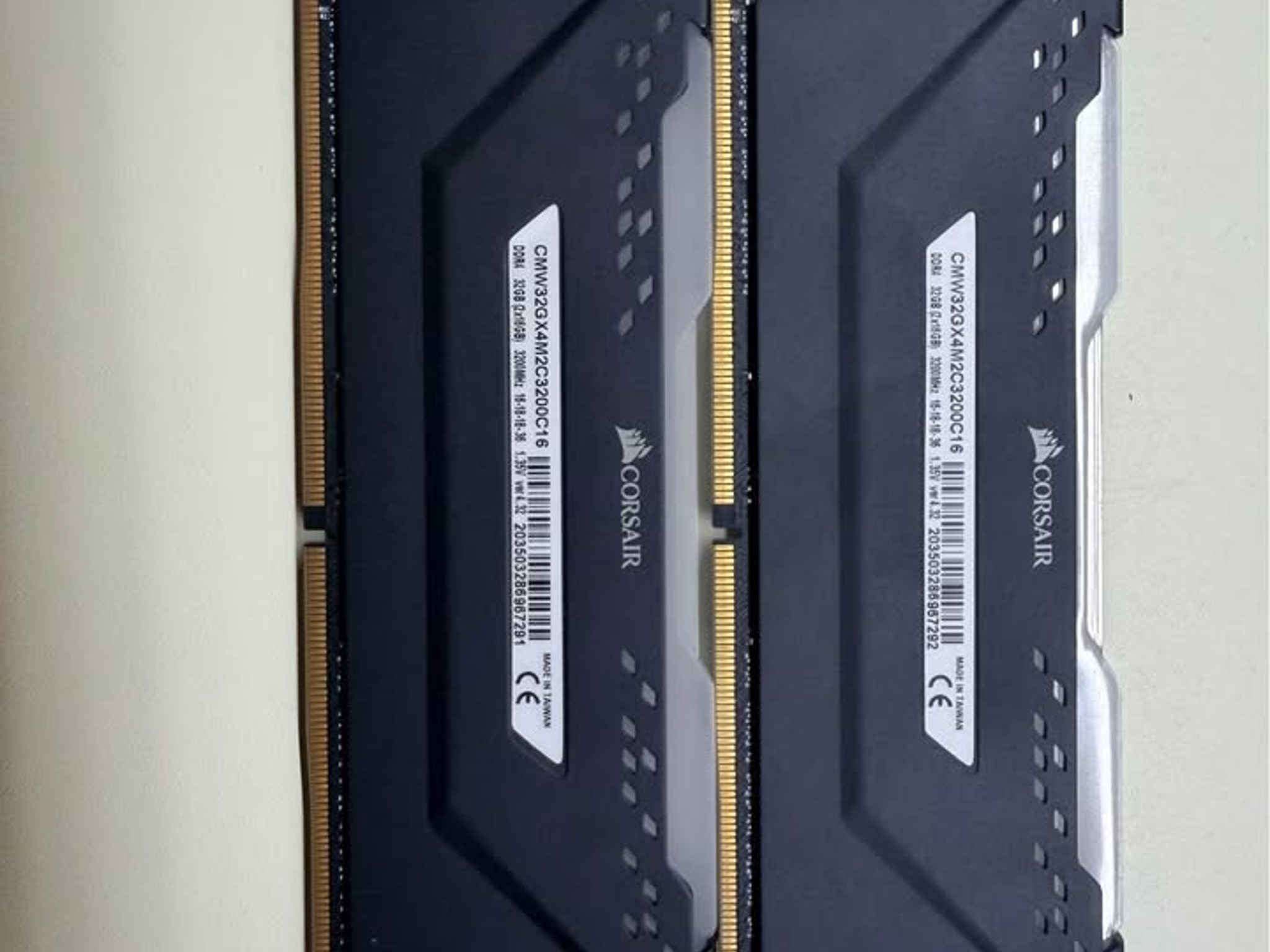 Corsair Vengeance RGB Pro 32GB 2x16GB DDR4-3200 Memory Kit