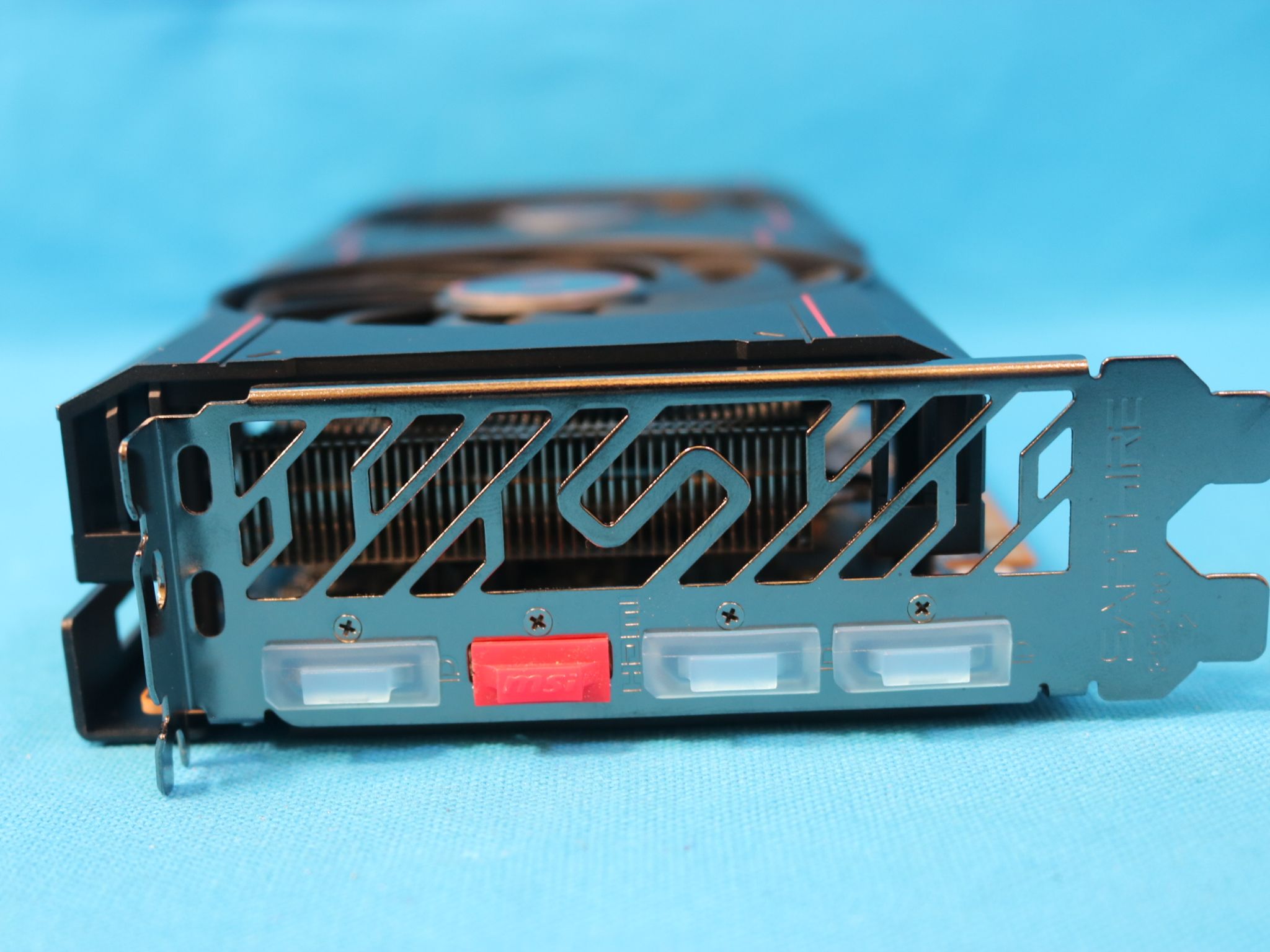 Sapphire Pulse AMD Radeon RX 6600 XT Gaming OC 8GB GDDR6 PCIe 4.0 Desktop GPU P/N: S88-3E448-000FT
