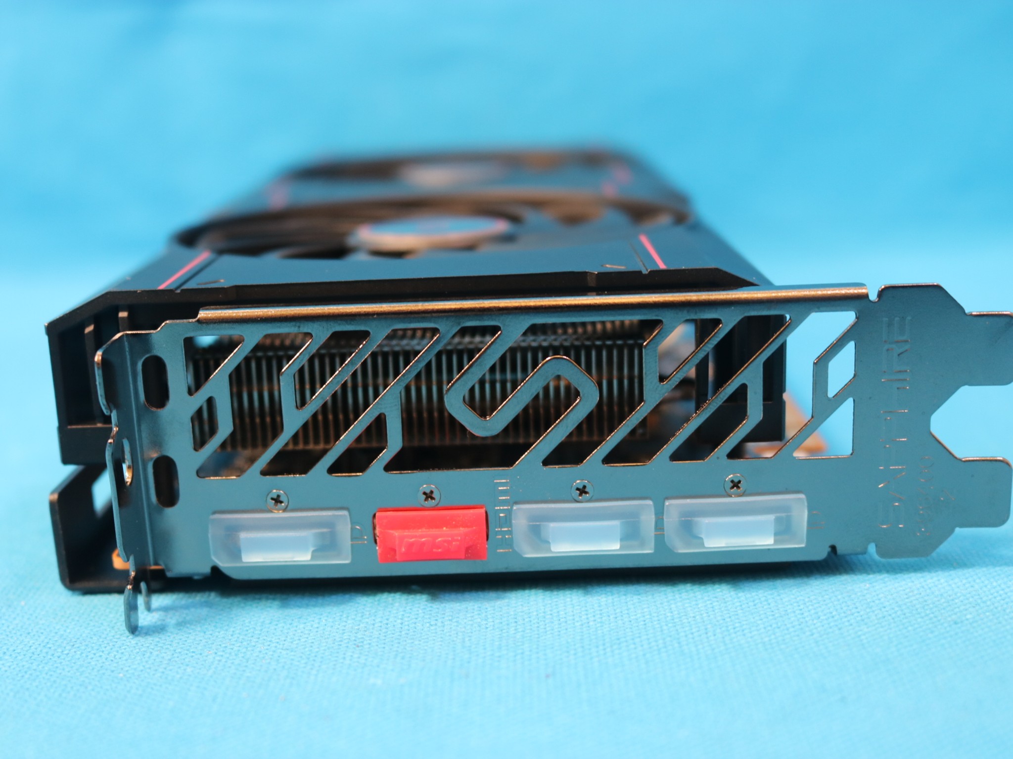 Sapphire Pulse AMD Radeon RX 6600 XT Gaming OC 8GB GDDR6 PCIe 4.0 Desktop GPU P/N: S88-3E448-000FT