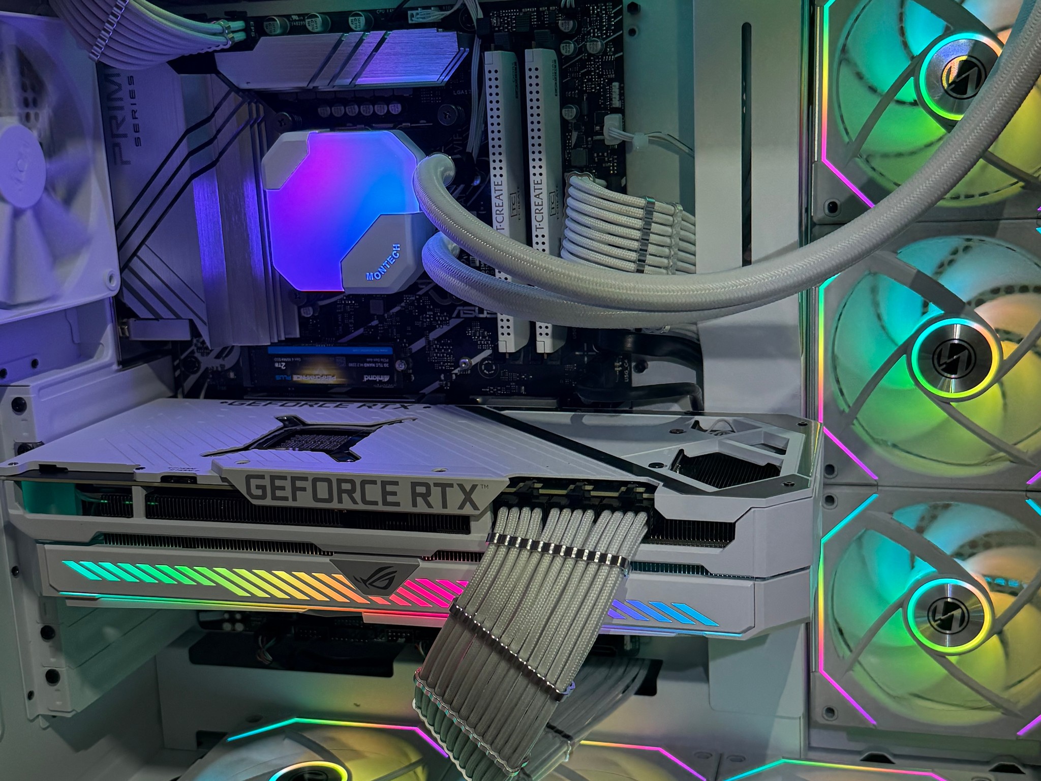 Stunning White Gaming PC.  12900K & Strix 3080 White Edition