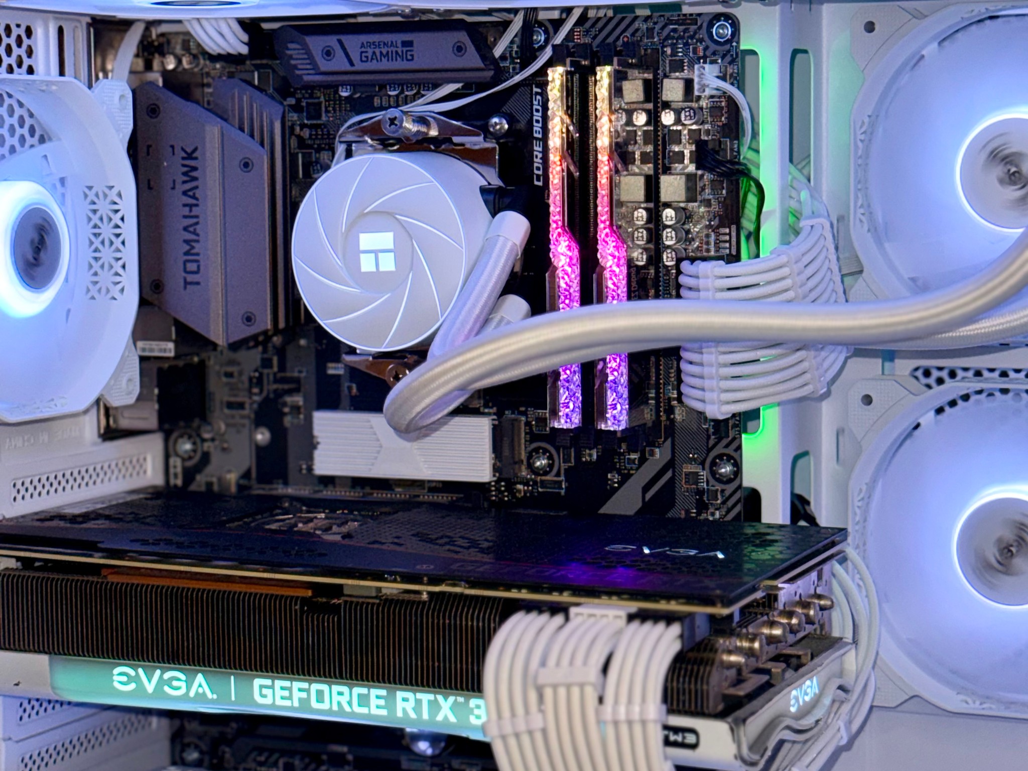 White Ranger Gaming PC | RTX 3080 FTW3 Ultr + Ryzen 7 3700X – (Free Xbox One X)