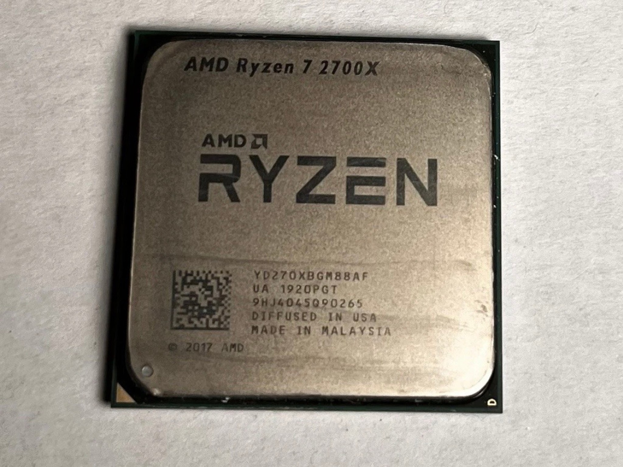 AMD Ryzen 7 2700X