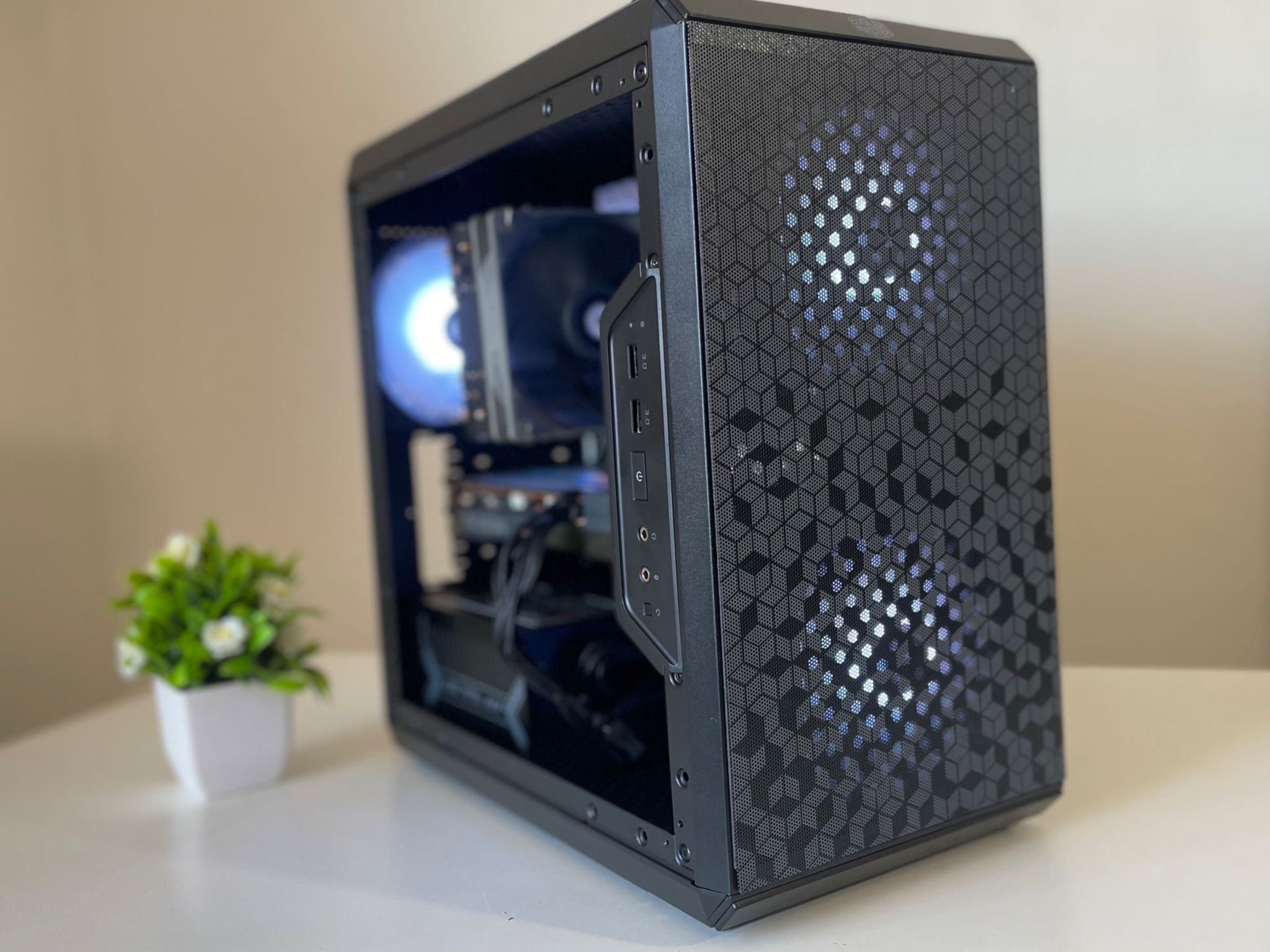 150+ FPS Budget Gaming PC : Ryzen 5 3600X, 6600 8GB, 1 TB NVMe, 16 GB RAM