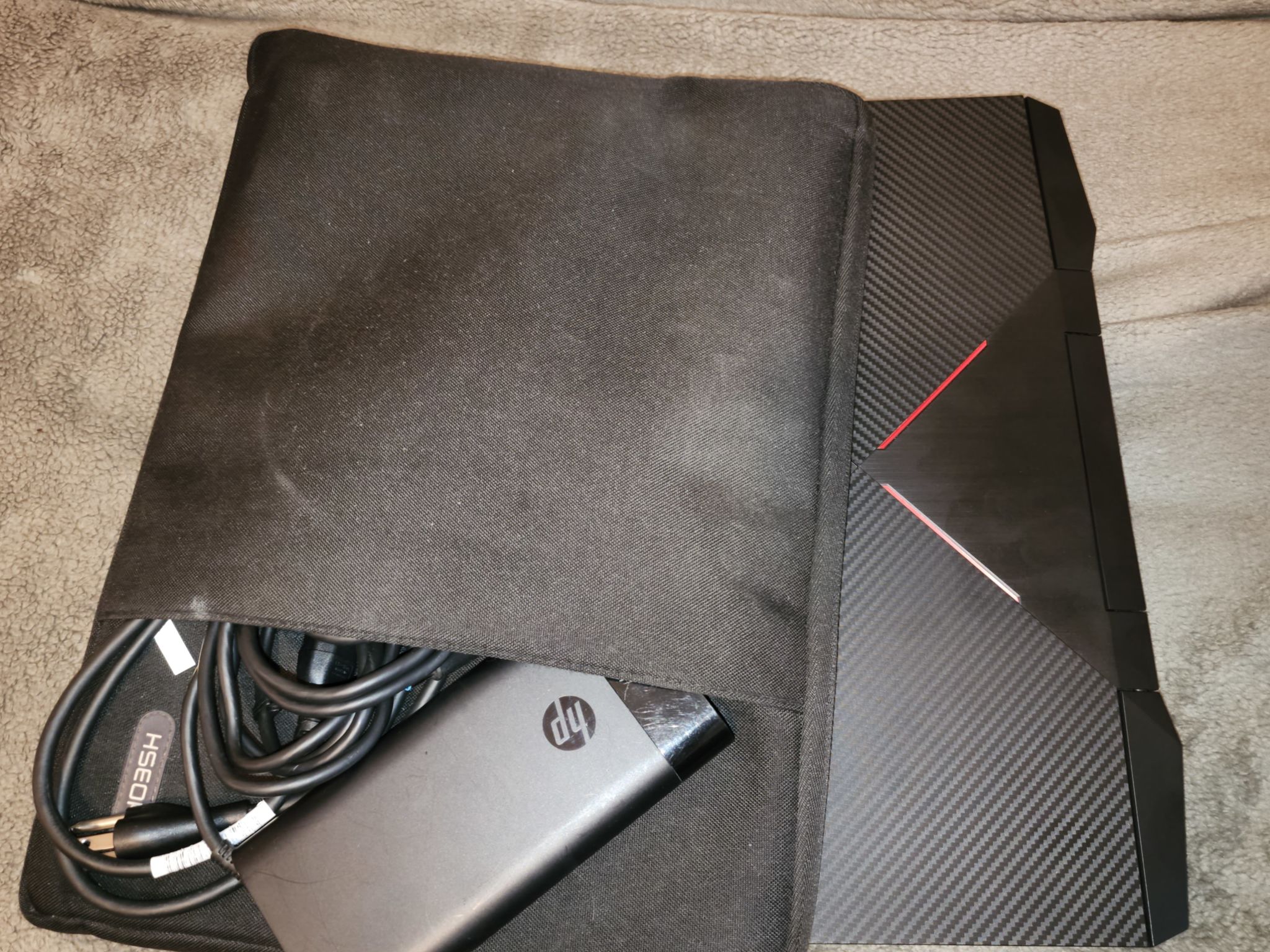 HP Omen 15, Intel i7 8th Gen, 128GB SSD 1TB HDD, 32GB RAM, NVIDIA GTX 1080, 15.6" 1920x1080p 60Hz