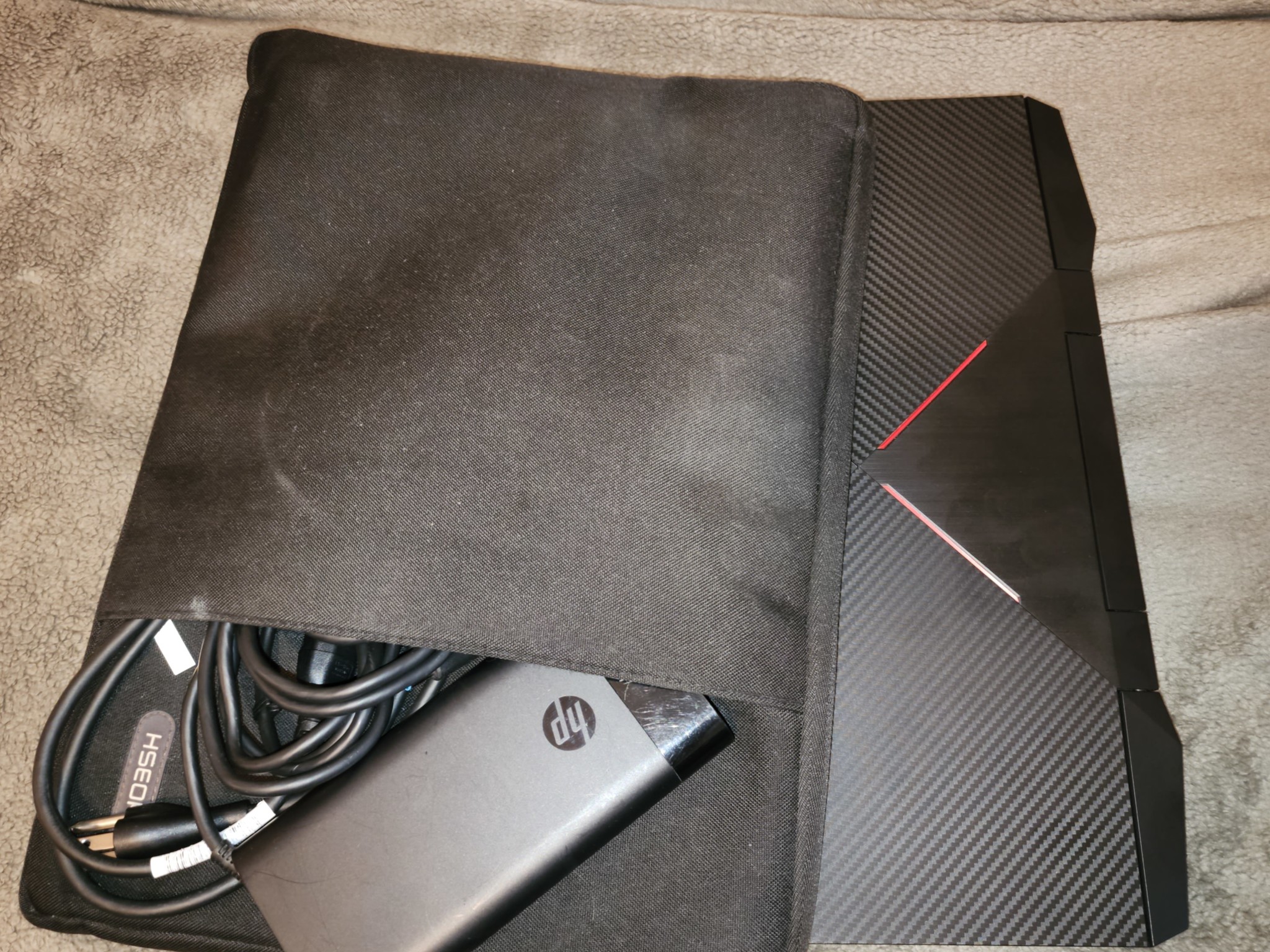 HP Omen 15, Intel i7 8th Gen, 128GB SSD 1TB HDD, 32GB RAM, NVIDIA GTX 1080, 15.6" 1920x1080p 60Hz