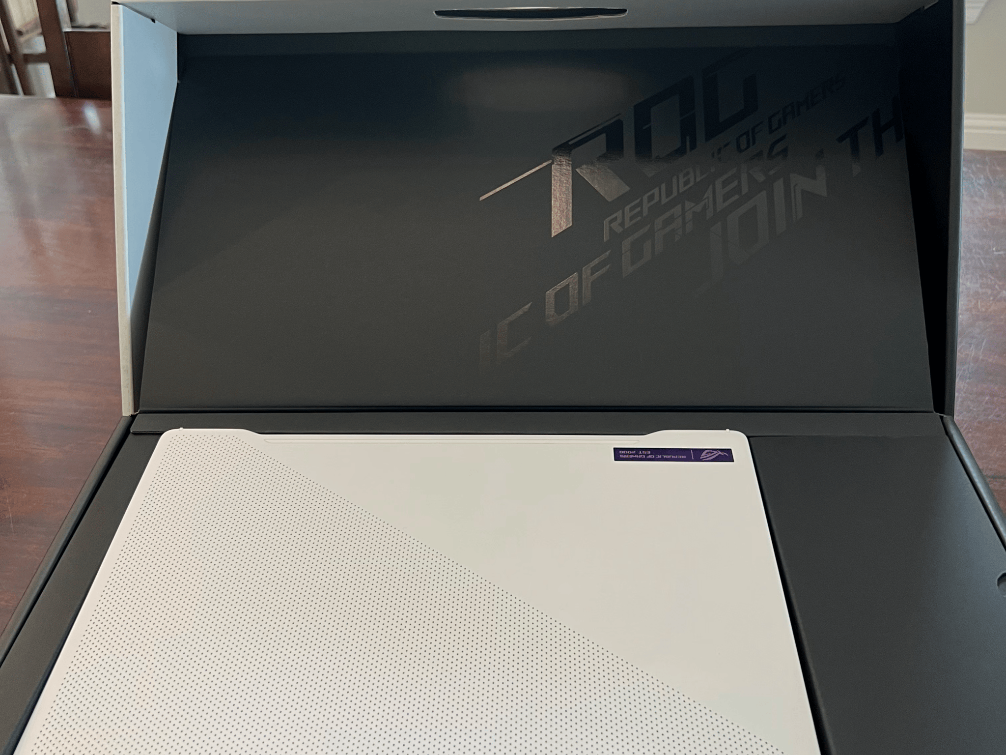 Virtually NEW Asus ROG Zephyrus G14 