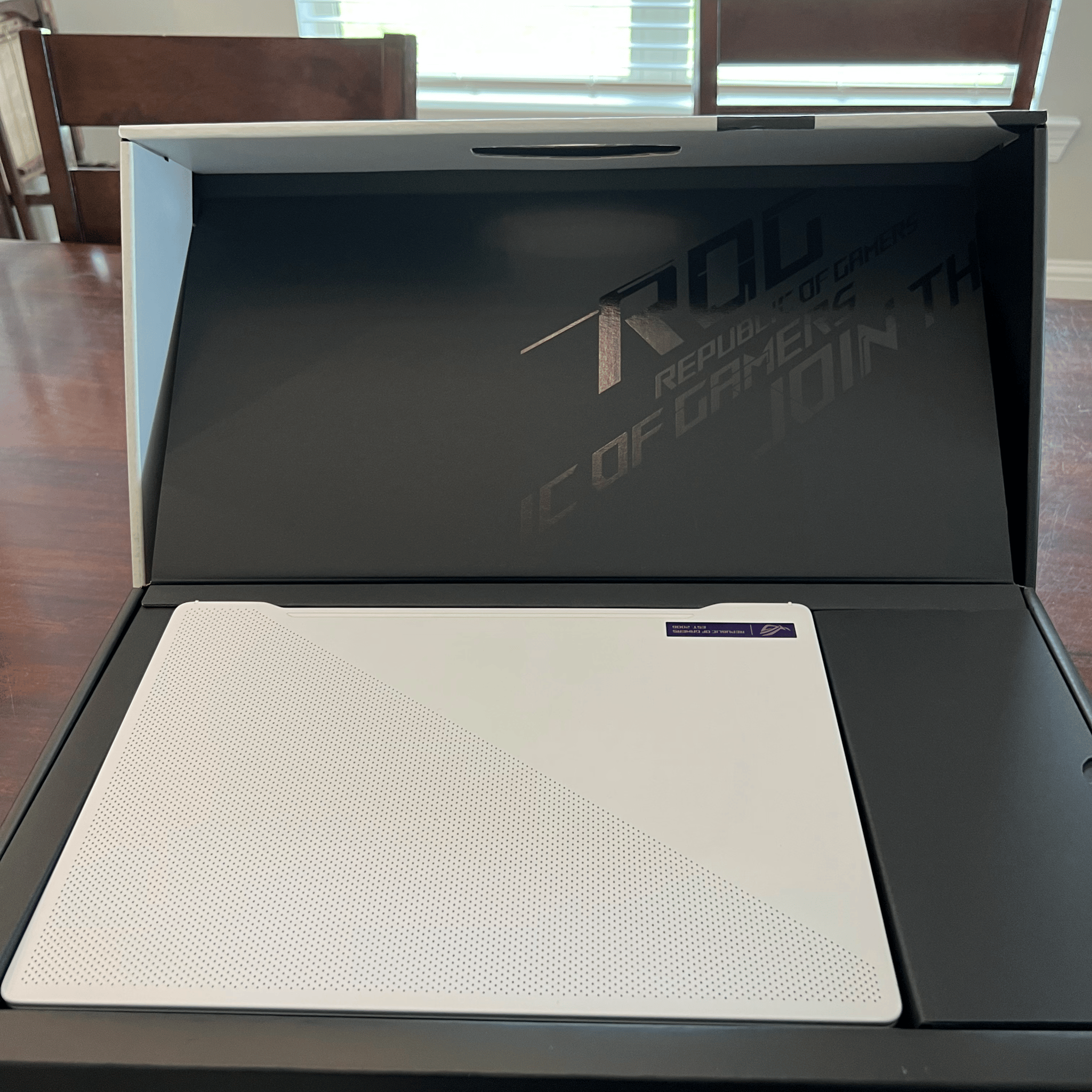 Virtually NEW Asus ROG Zephyrus G14 