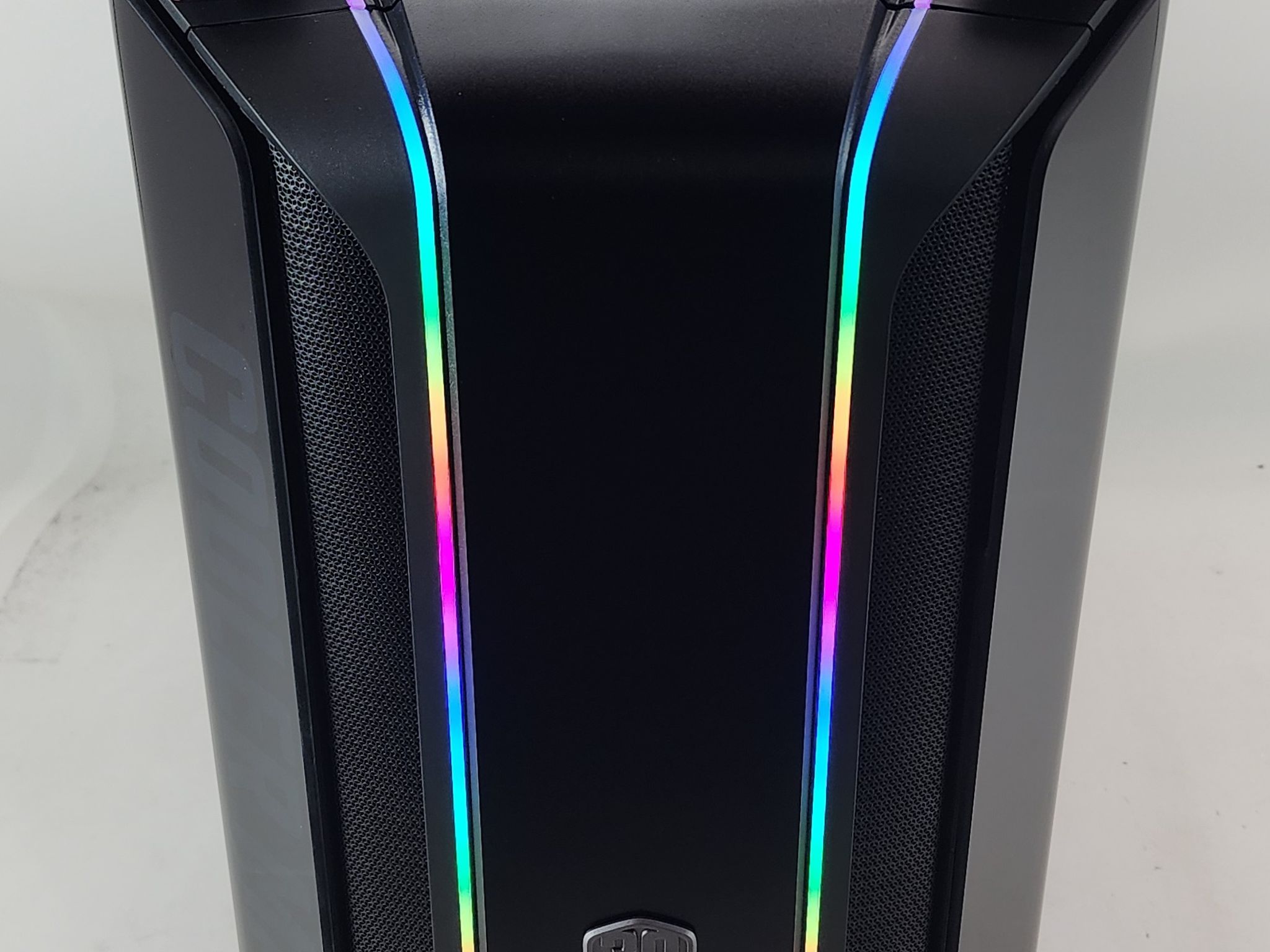 Gaming PC Ryzen 9 9950X3D 32GB RAM 4TB SSD RTX 5090 32GB Windows 11 Computer