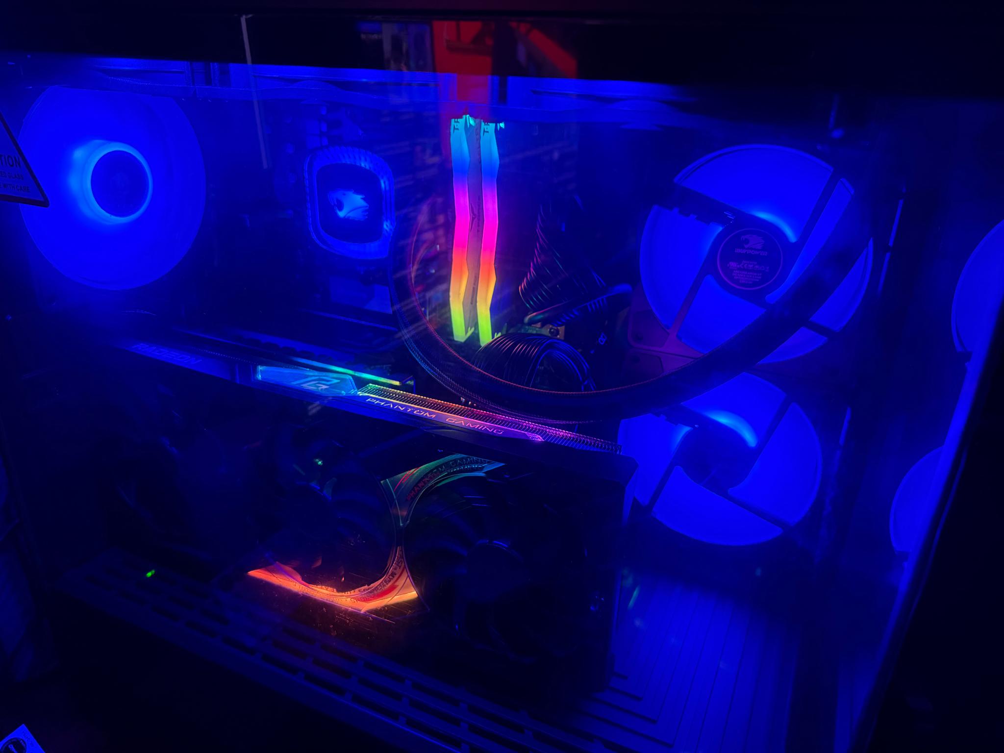 iBuyPower prebuilt Amd 7900xt 32 gb Ram PC