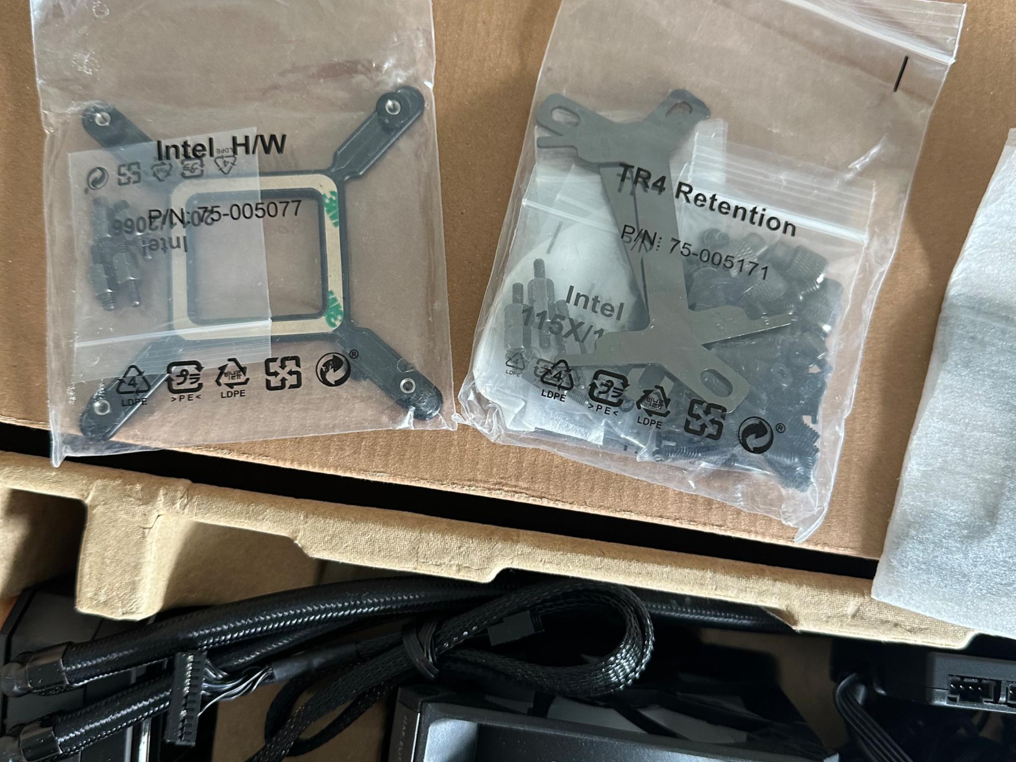 Corsair iCUE H150i Elite CAPELLIX XT Desktop Liquid CPU Cooler - Three AF120 RGB Elite Fans