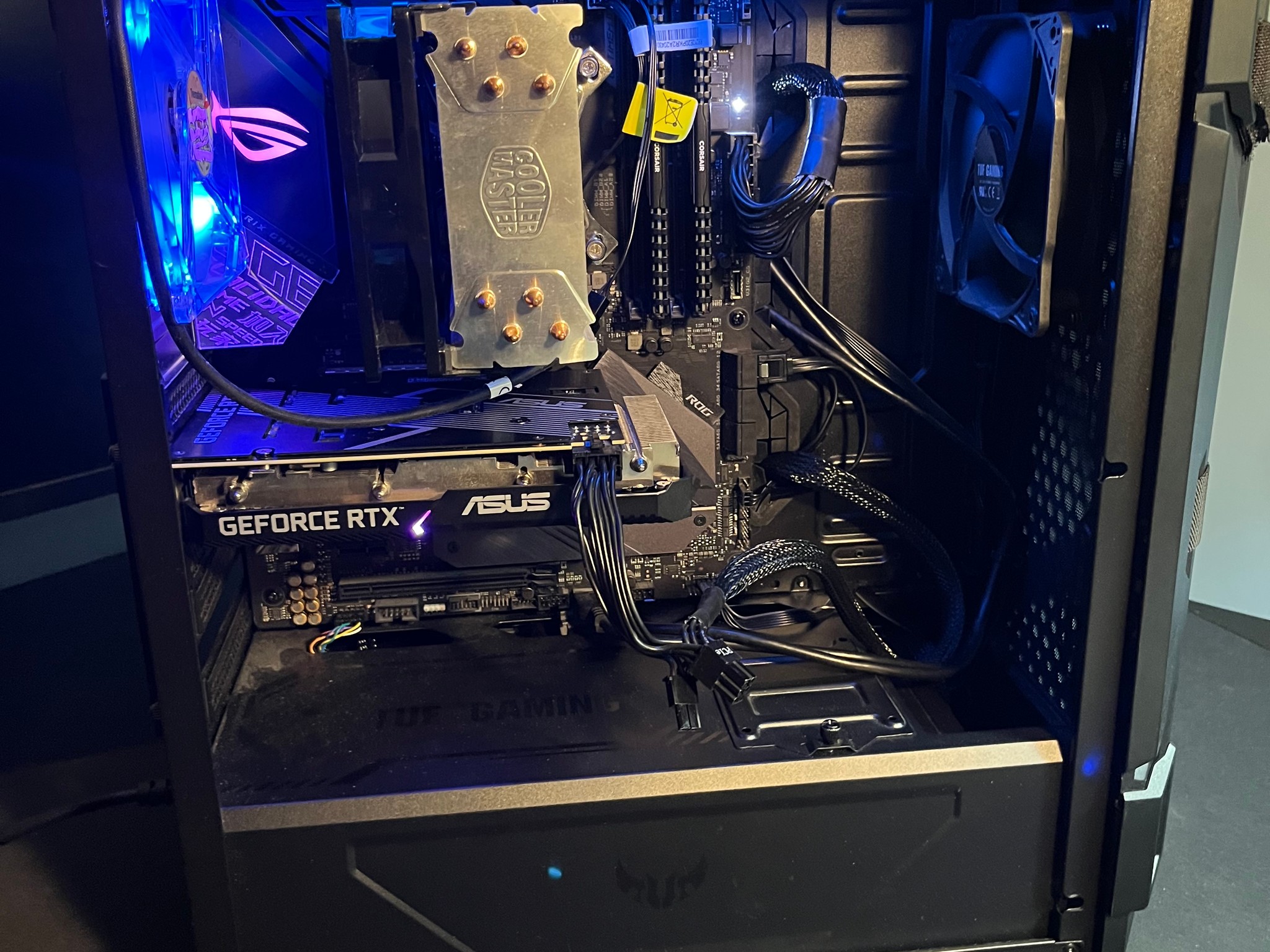 Gaming PC – i9-9900KF |RTX 3060 Ti | ASUS ROG Strix Z390-E | 16GB RAM | 500GB SSD | 2TB Hard drive