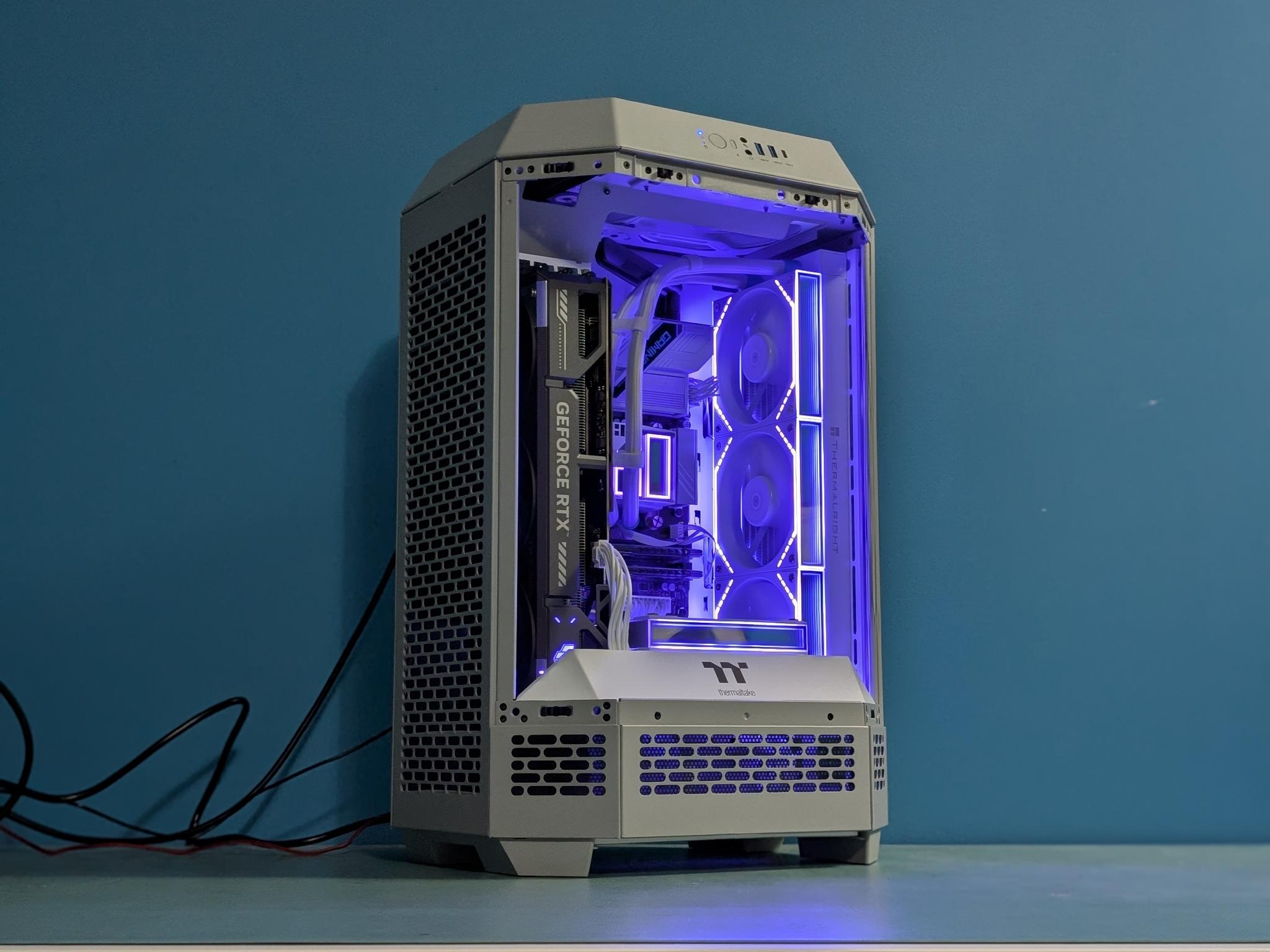 The Sci-Fi Powerhouse: RTX 5070 / i5-14600K / Tower 300 Limestone Edition