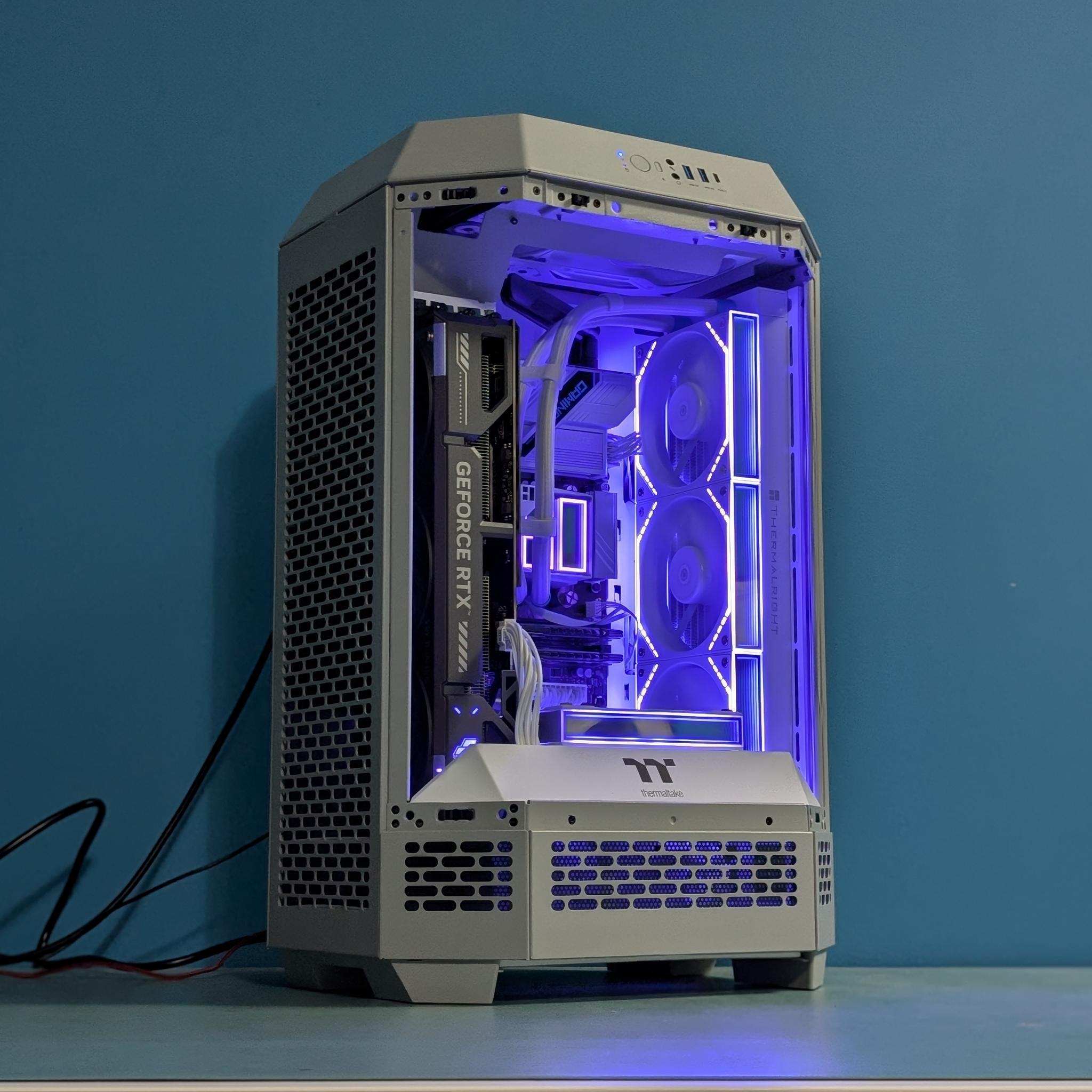 The Sci-Fi Powerhouse: RTX 5070 / i5-14600K / Tower 300 Limestone Edition