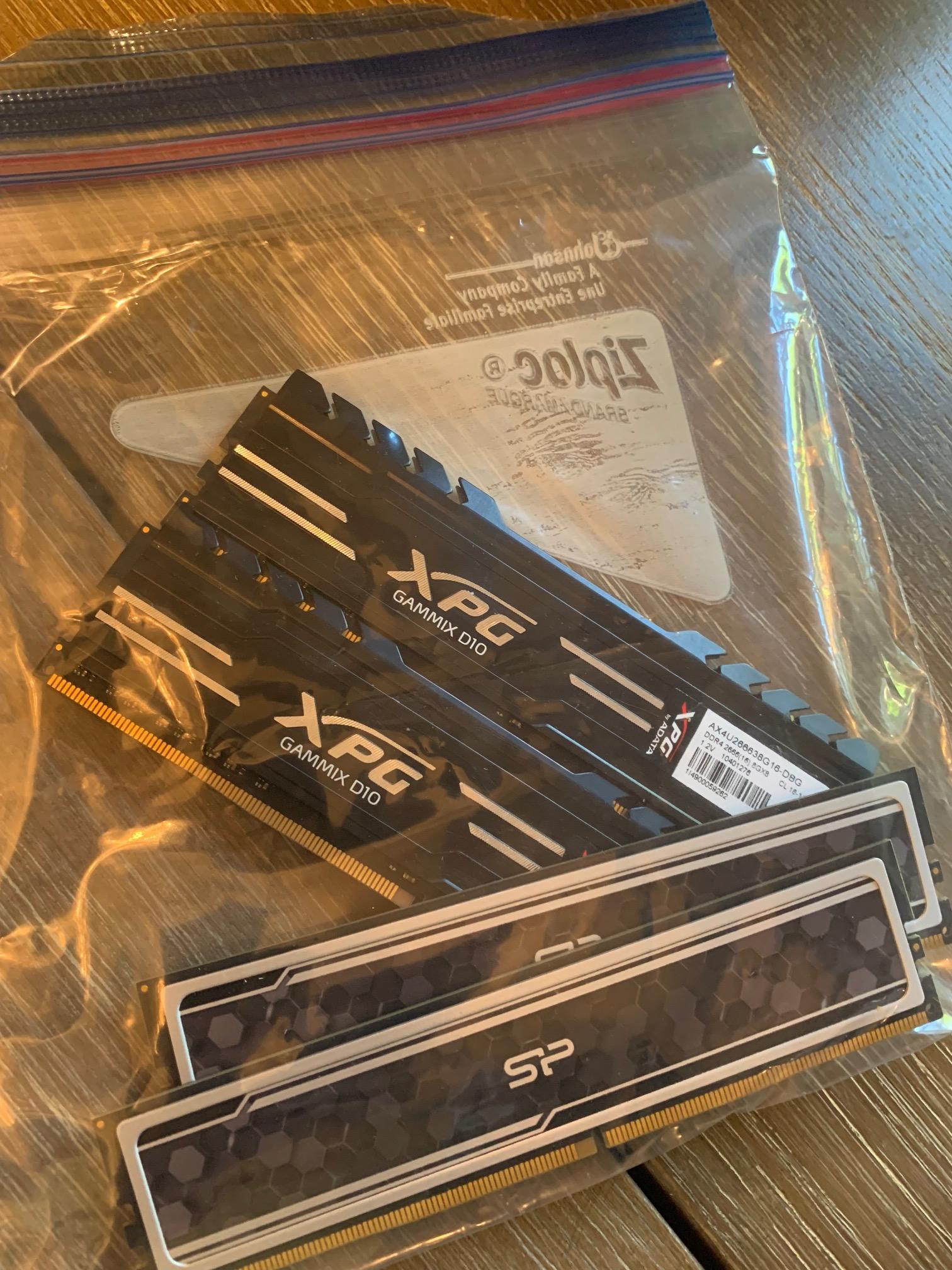 32 GB of assorted memory DDR4 2666 x2 and 3200 x2