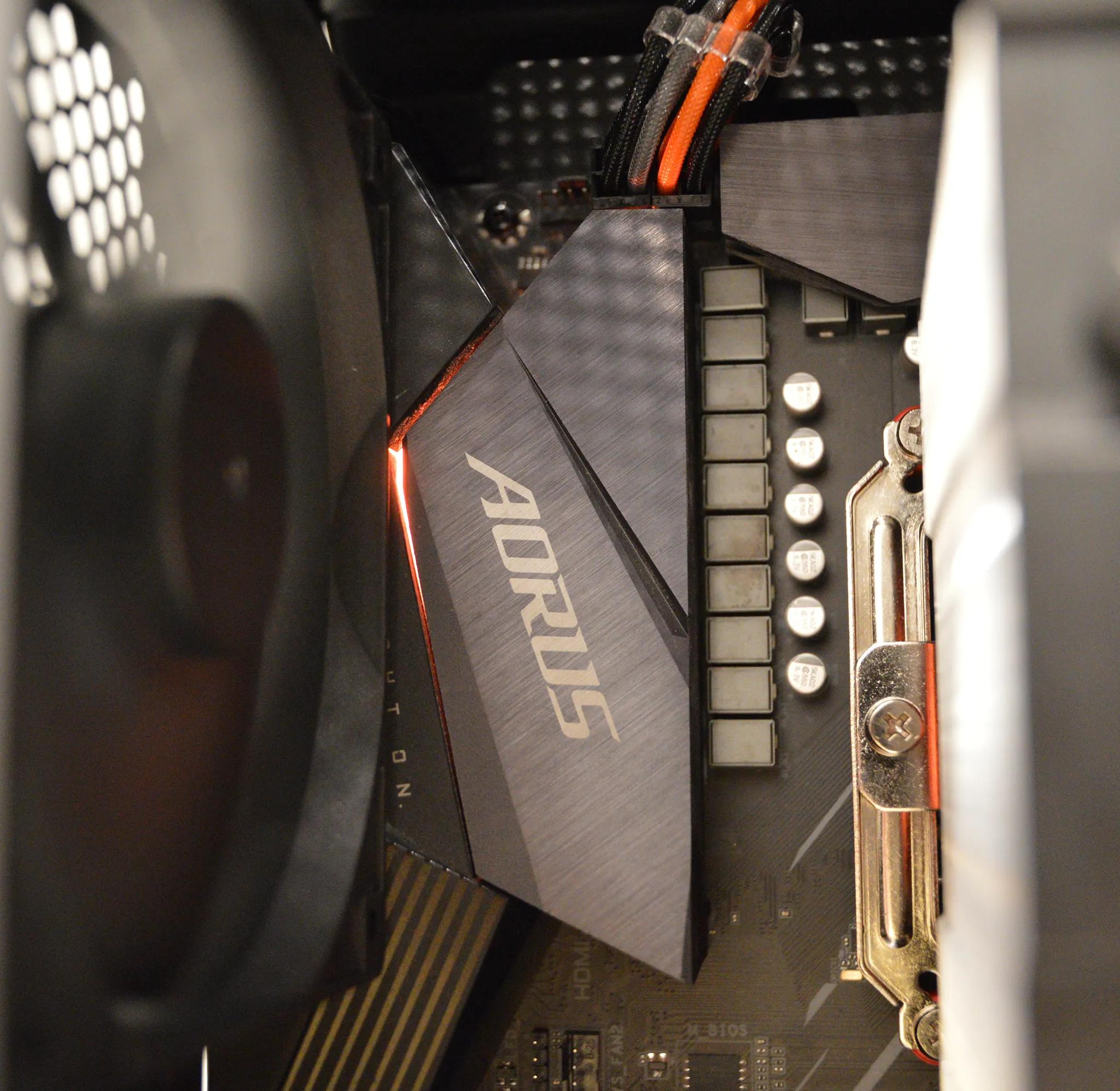 ⚫🟠 MIDNIGHT ORANGE 🟠⚫ | AMD Ryzen 7 5700X | NVIDIA RTX 3070 | 32 GB RAM | 1TB Gen 4 NVME SSD |