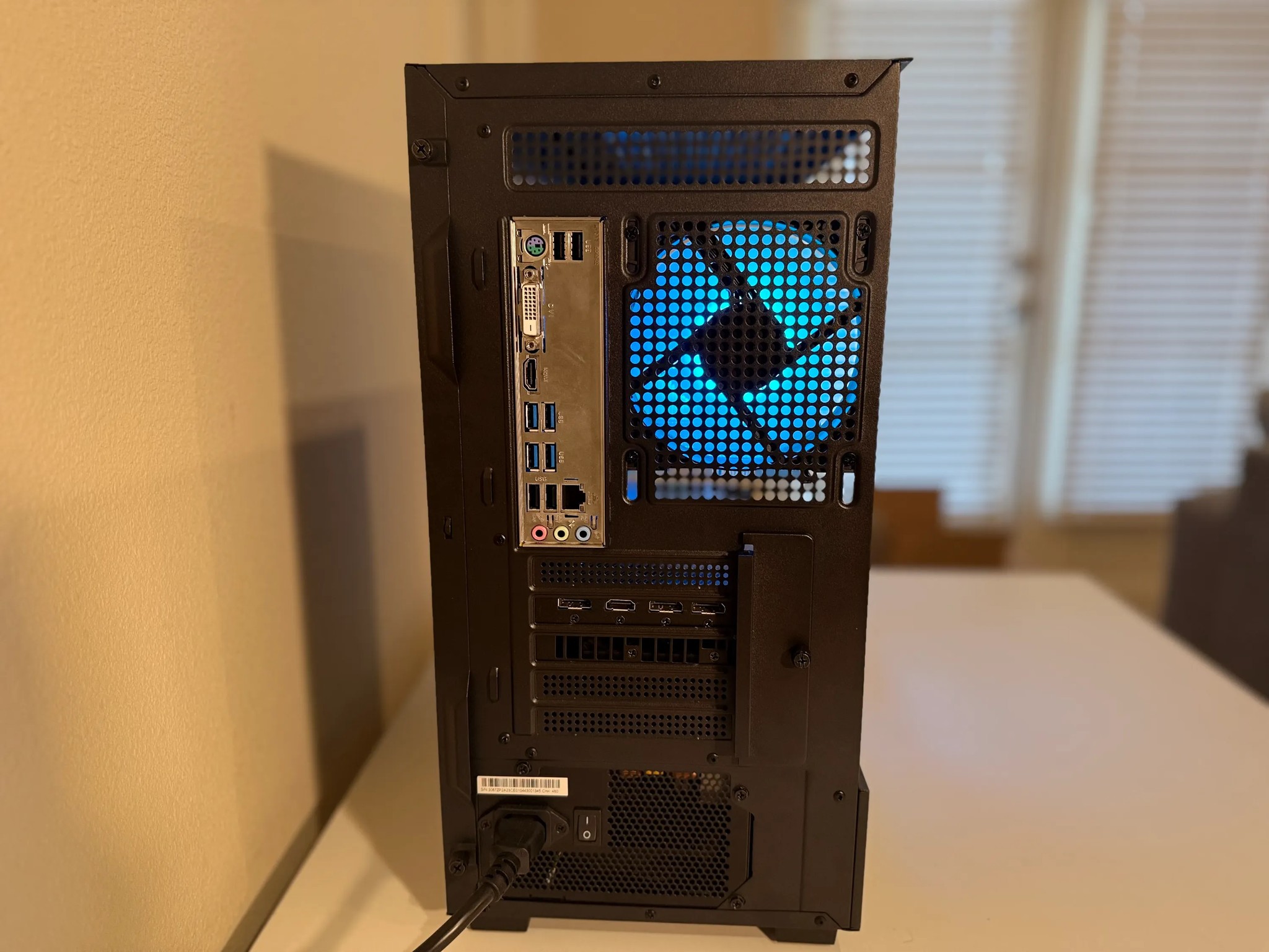 Great Starter 1080p Gaming/Streaming PC | RX 5700 XT | Ryzen 5 3600x | 16gb RAM | 1 TB SSD | Win 11