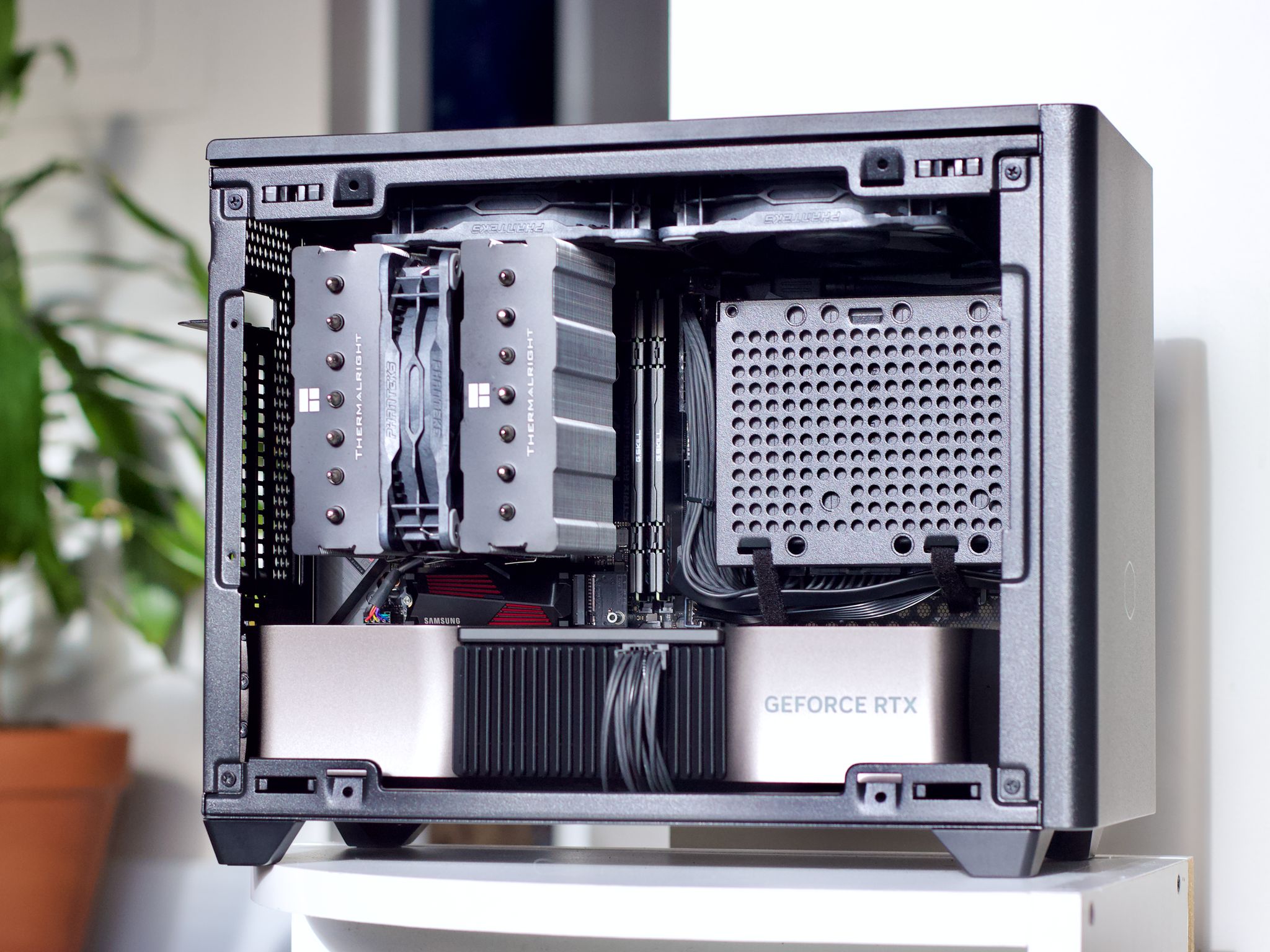Endgame Ultimate Silent Small PC | 7800X3D | 4090 FE | 32 GB RAM | 4 TB NVME SSD
