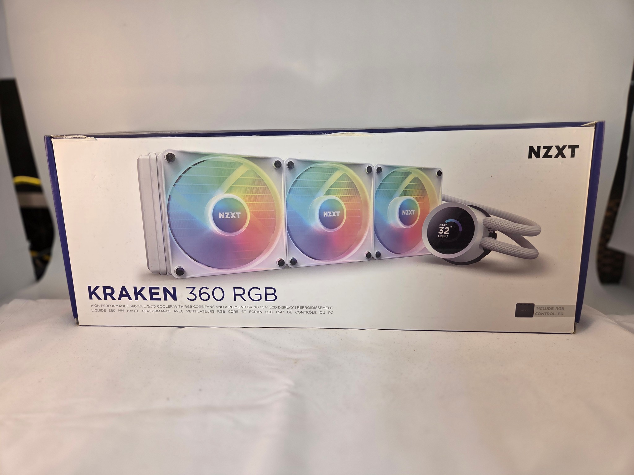 NZXT Kraken 360 RGB - White - LCD Screen - Excellent AIO CPU Cooler - White