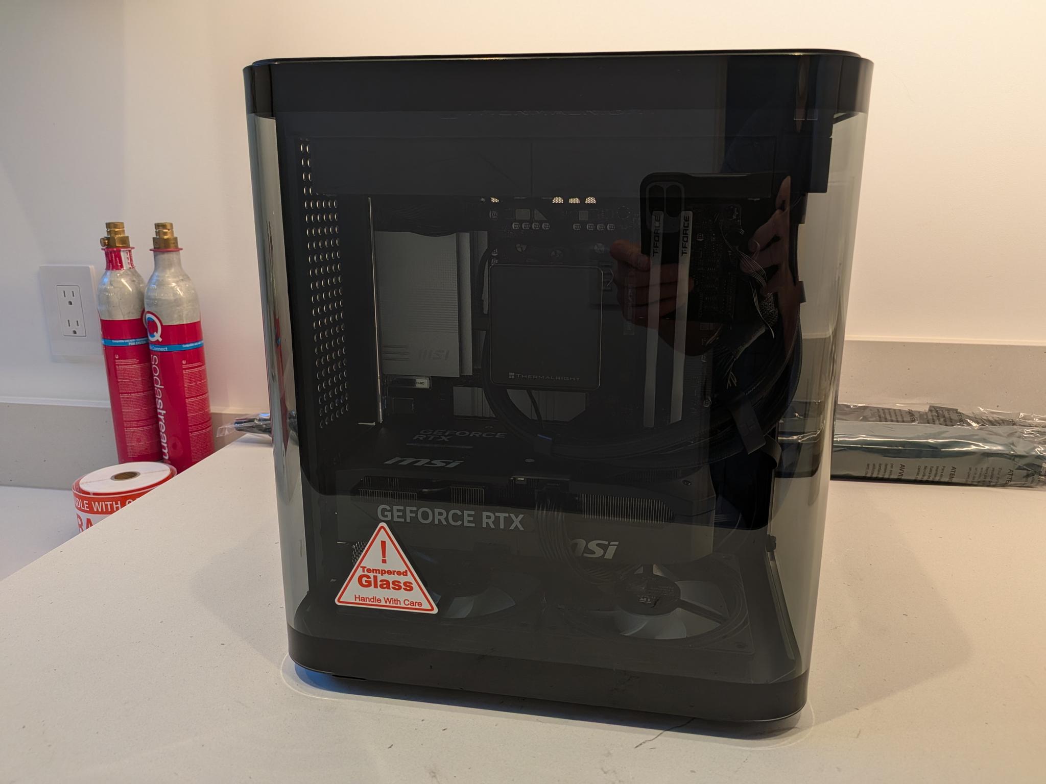 Bomb Devil - RTX 5070, Ryzen 7 9700X, 32 GB DDR5 RAM, 2 TB Gen 5 NVME, RGB, Liquid Cooled